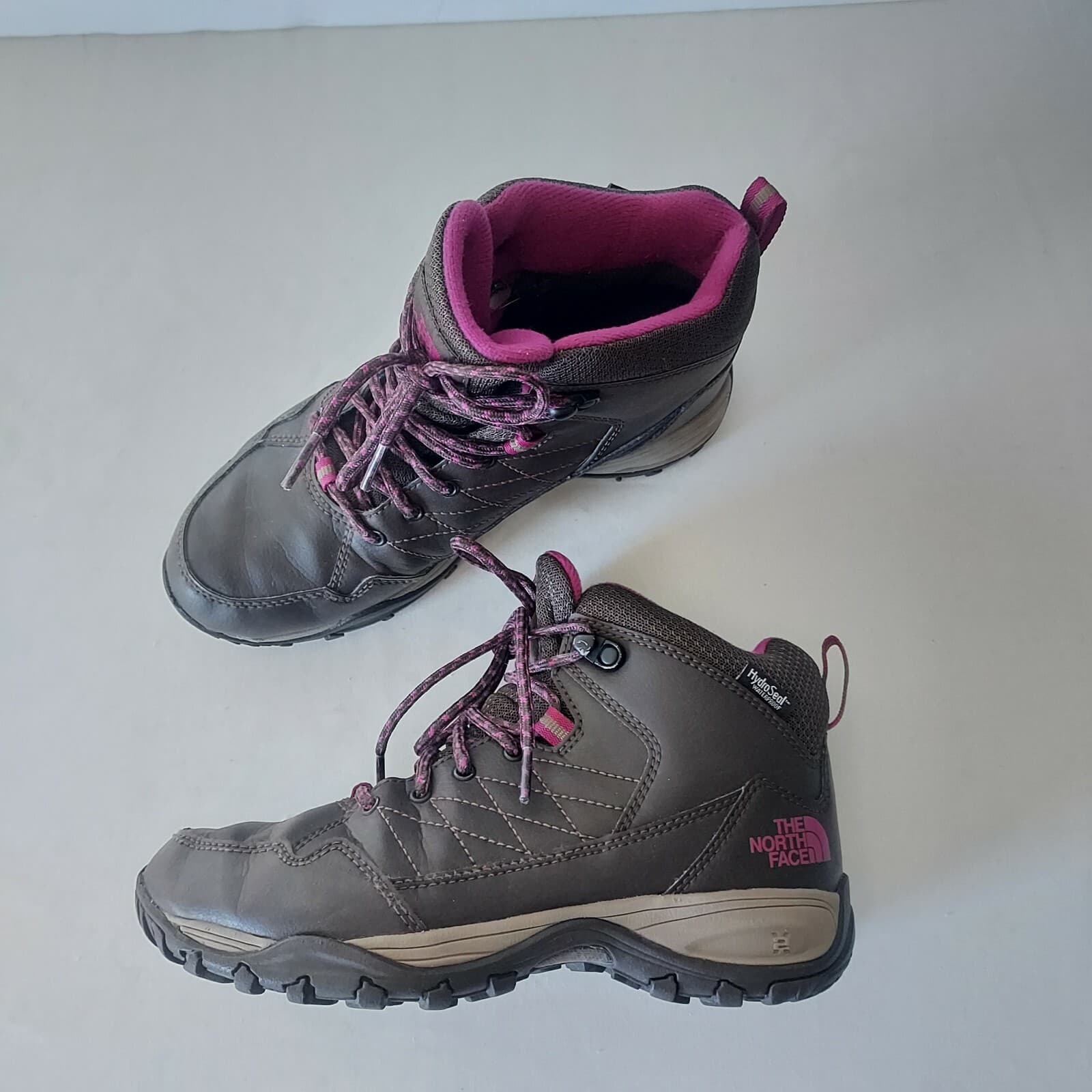 The North Face Storm Strike Hiking Boot Waterproof 200G Insulated Brown WomenUS6