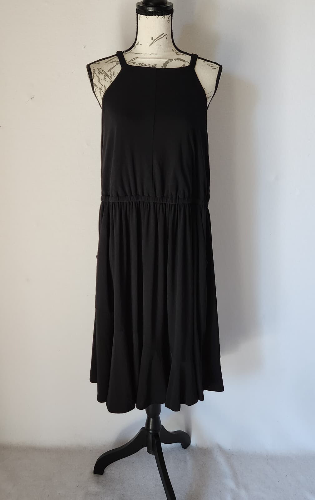 NWT Torrid Black Crepe High Neck Skater Dress Sleeveless Pocket Stretch 2X $69 - Thumbnail 2