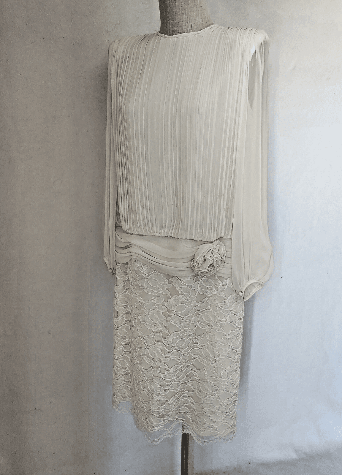 Vintage Miss Elliette Lace Chiffon Pleated Formal Evening Midi Dress Ivory Sz.12 - Thumbnail 2