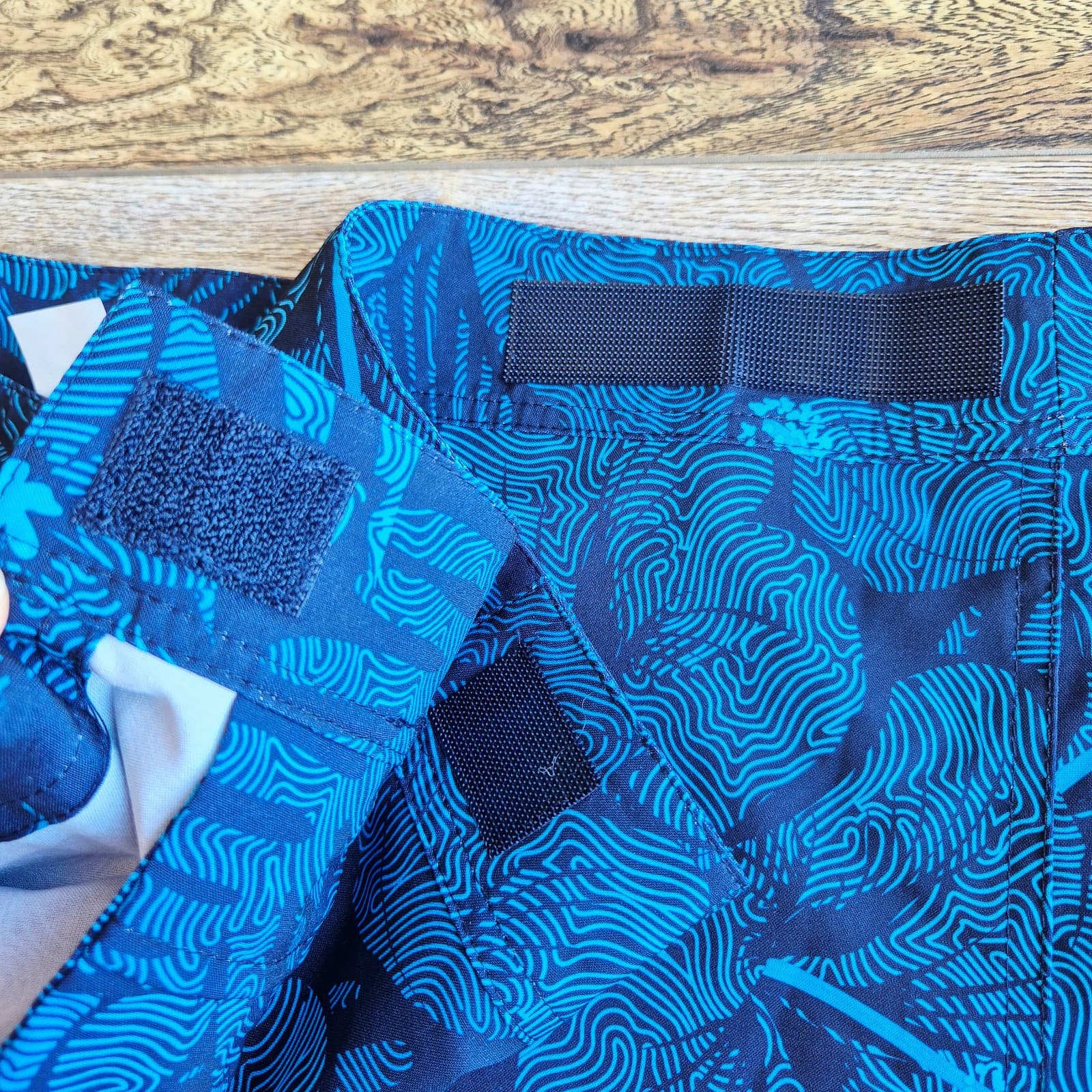 RipSkirt Hawaii Wrap Skirt Floral Maui Moonlight Wrinkle/Water Resistant Sz.L - Thumbnail 14