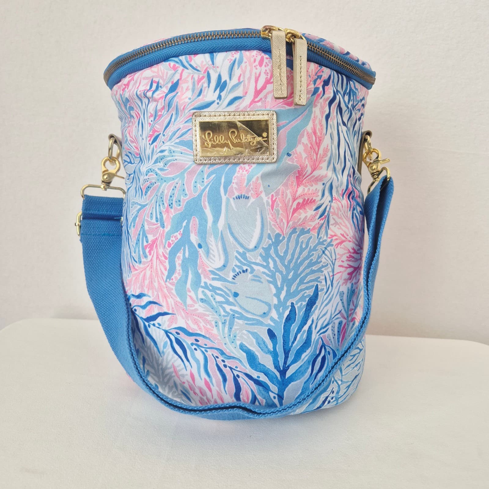New with Defected Lilly Pulitzer Insulated Beach Cooler Bag Kaleidoscope Coral - Thumbnail 2