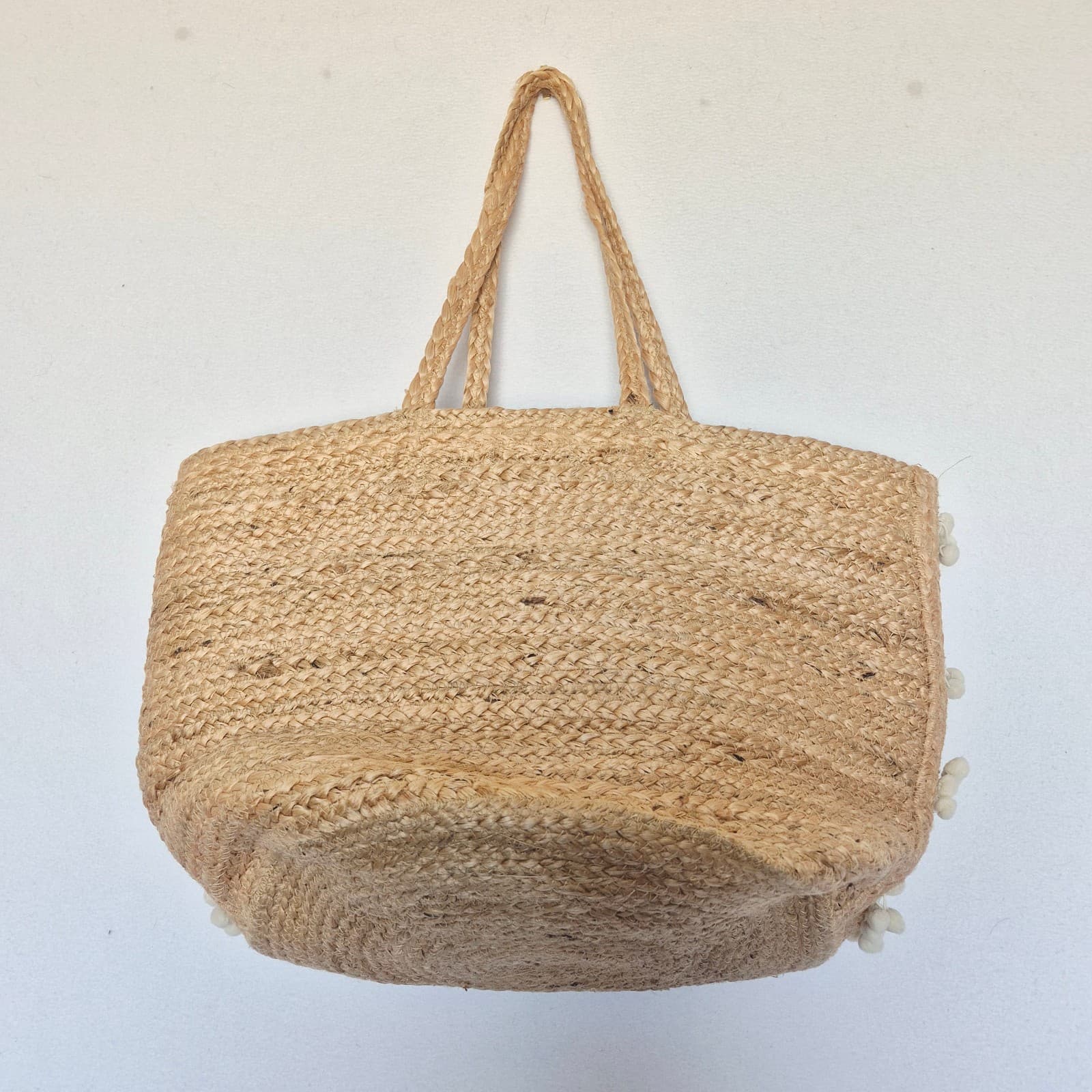 Shiraleah Chicago 100% Jute Summer Beach Tote Bag Horizontal Rows White Pom-Pom - Thumbnail 8