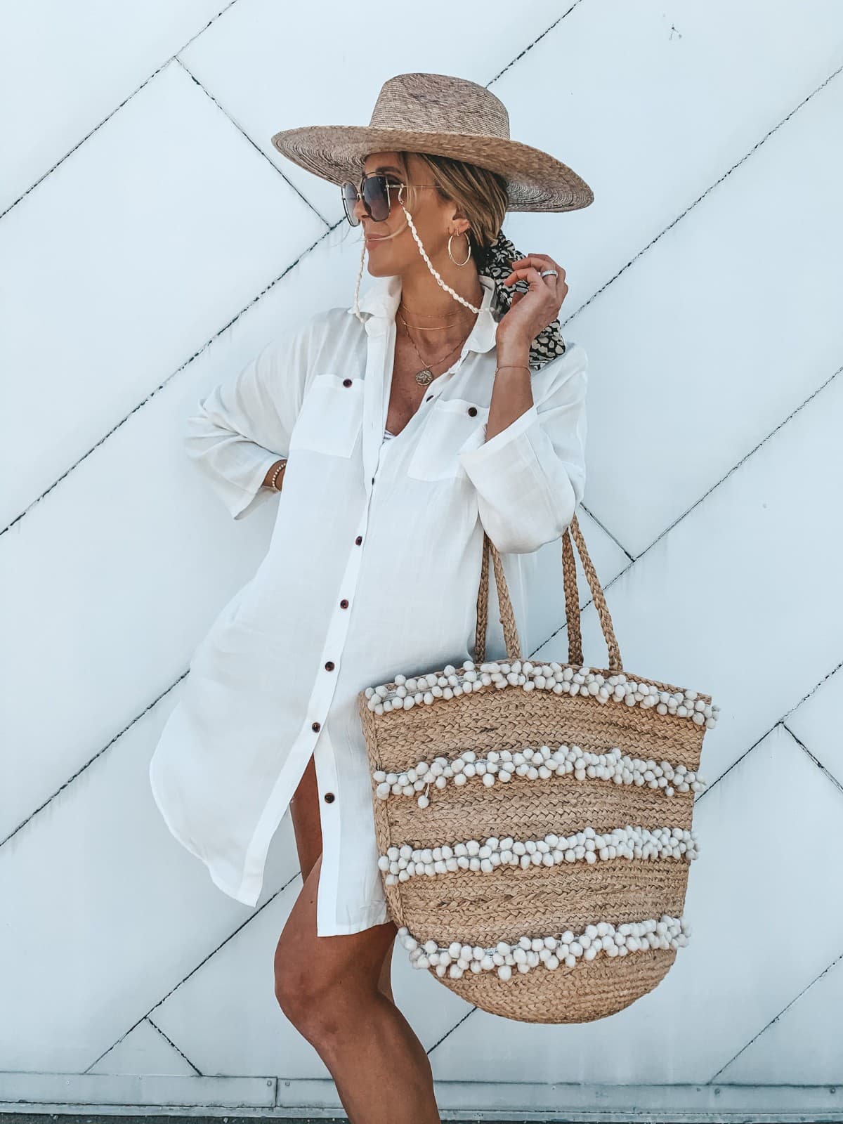 Shiraleah Chicago 100% Jute Summer Beach Tote Bag Horizontal Rows White Pom-Pom - Thumbnail 2
