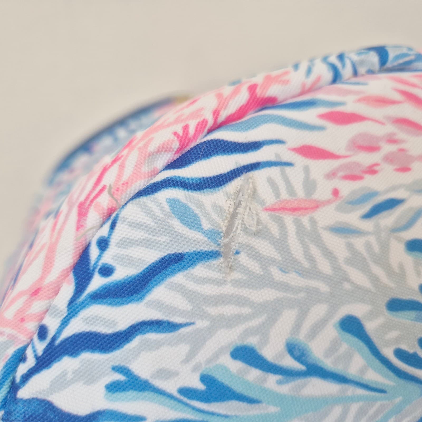 New with Defected Lilly Pulitzer Insulated Beach Cooler Bag Kaleidoscope Coral - Thumbnail 11