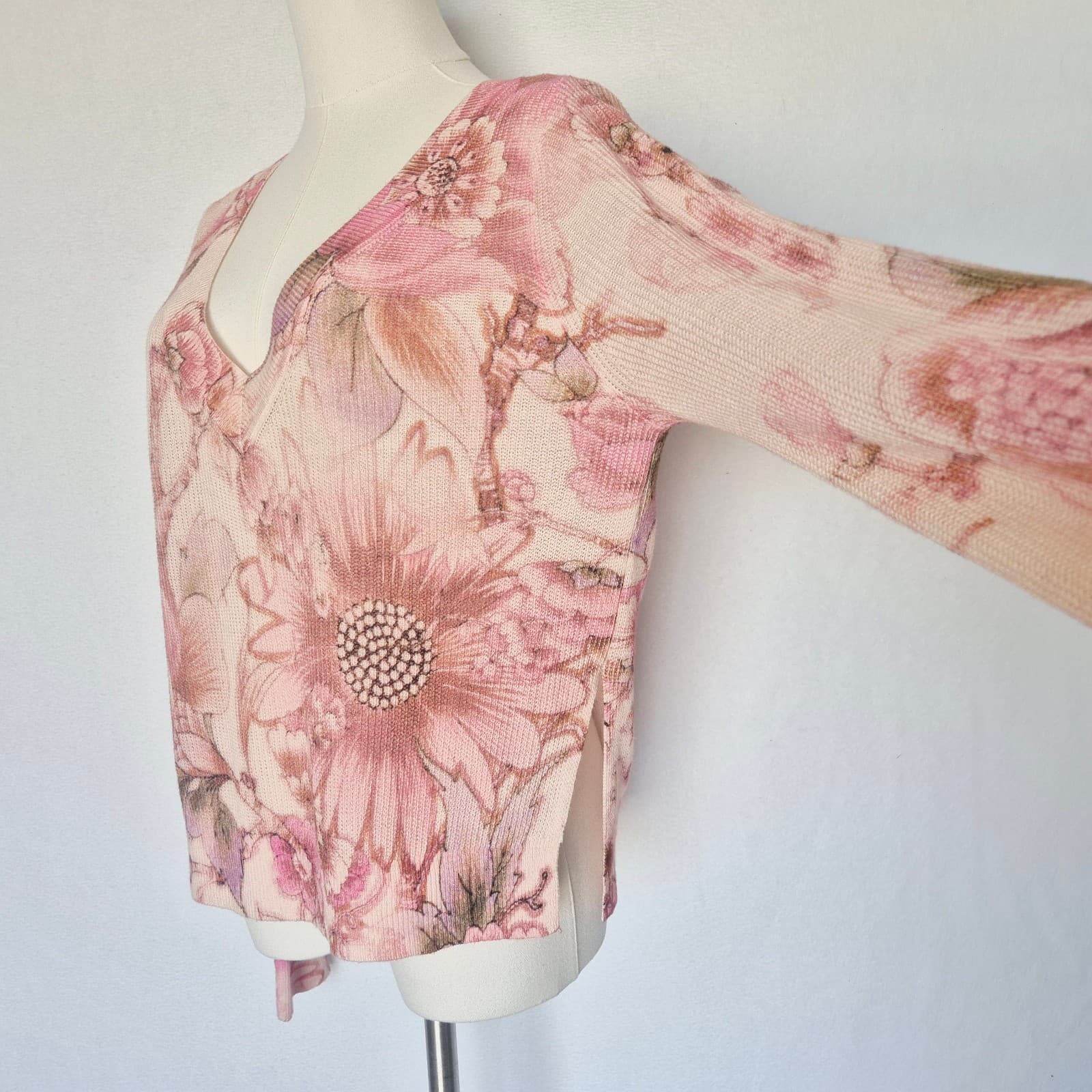 Anthropologie The Dreamer Printed Linen Blend V-Neck Sweater Pink Oversize XS - Thumbnail 5