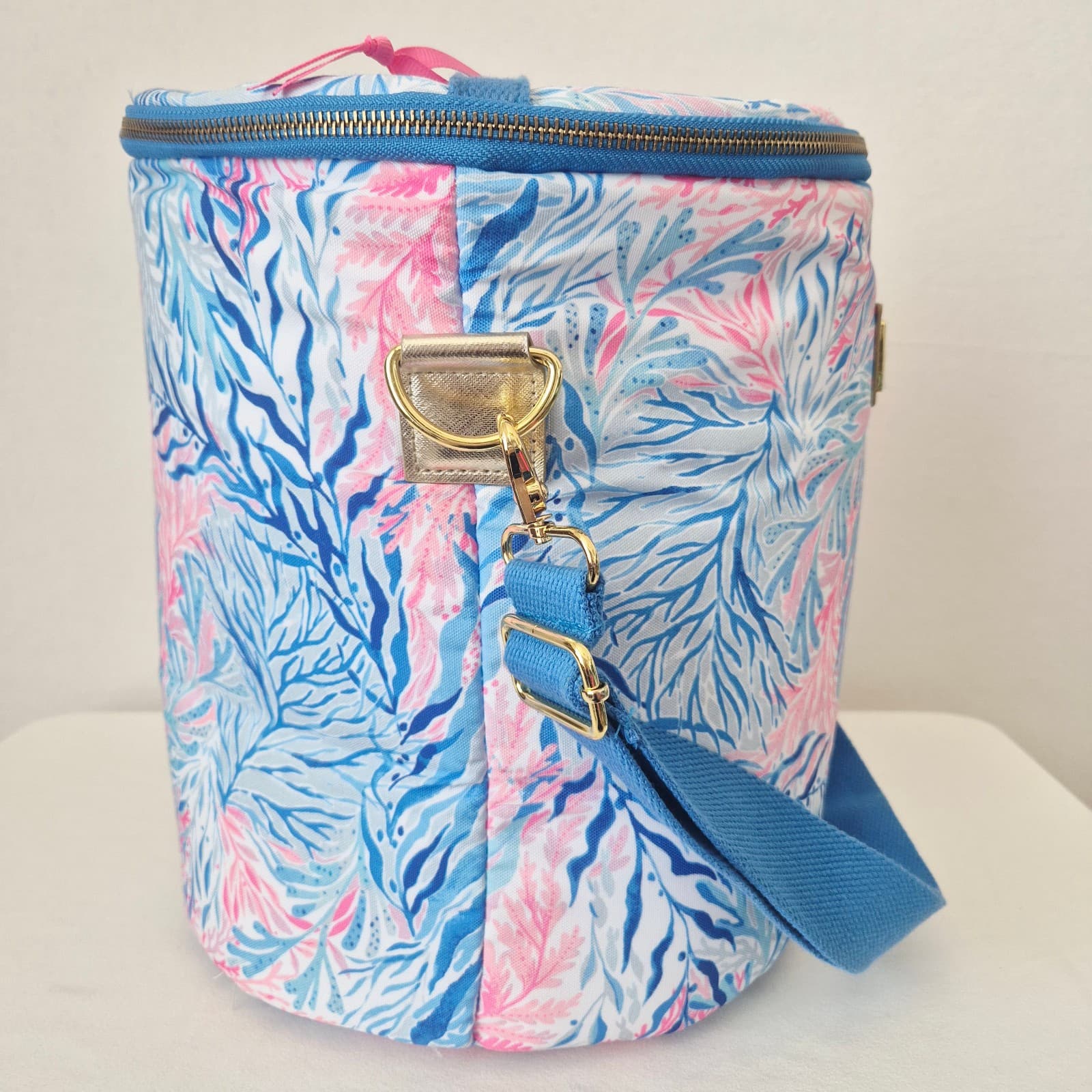 New with Defected Lilly Pulitzer Insulated Beach Cooler Bag Kaleidoscope Coral - Thumbnail 5