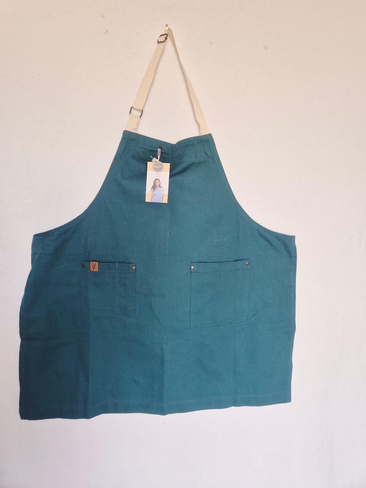NEW KAF HOME Ayesha Curry Twill Cotton Apron Pockets Adjustable Strap Green - Thumbnail 4