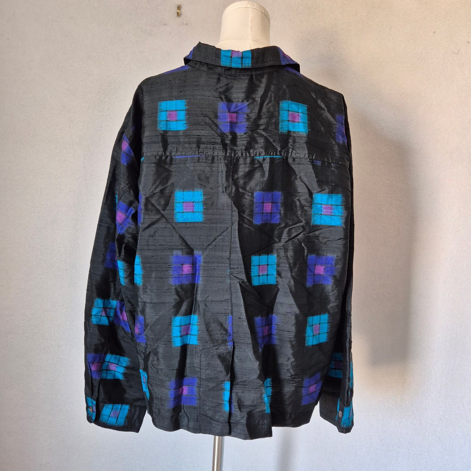 Vintage Chico's Design 100% Silk Geo-Print Boxy Shirt Button-Up Blue Black Sz.3 - Thumbnail 7