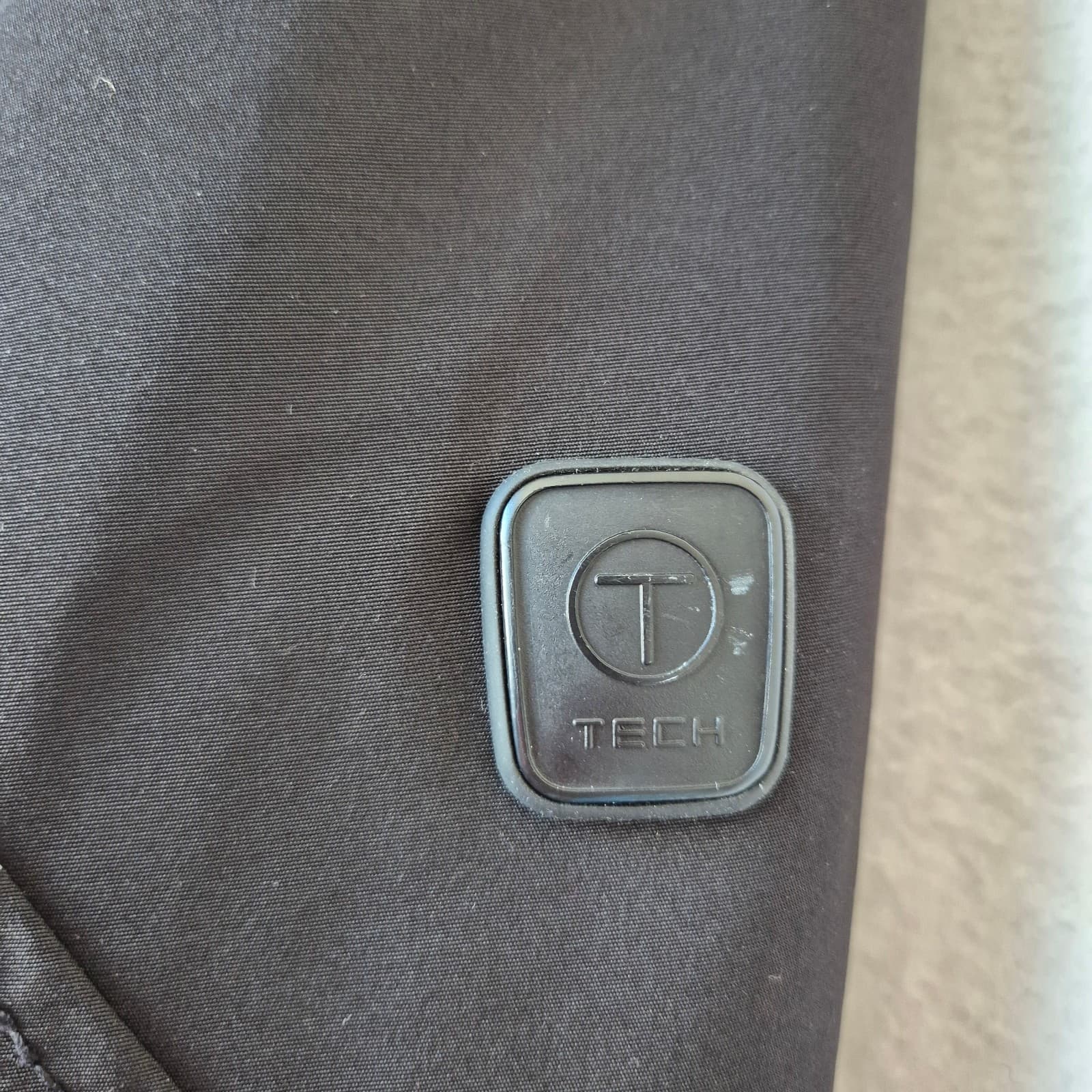 Tumi T-Tech Essential Gear Men's S Winter Jacket Insulated Zip-Snap Pocket Black - Thumbnail 5