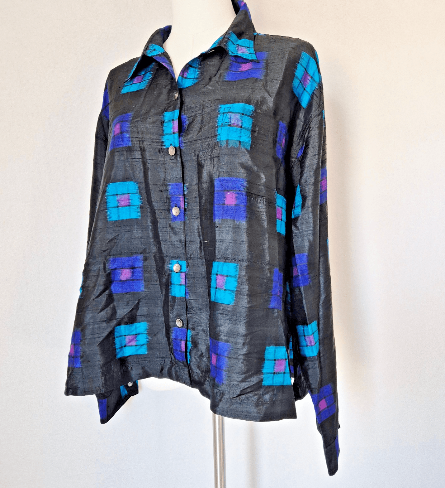 Vintage Chico's Design 100% Silk Geo-Print Boxy Shirt Button-Up Blue Black Sz.3