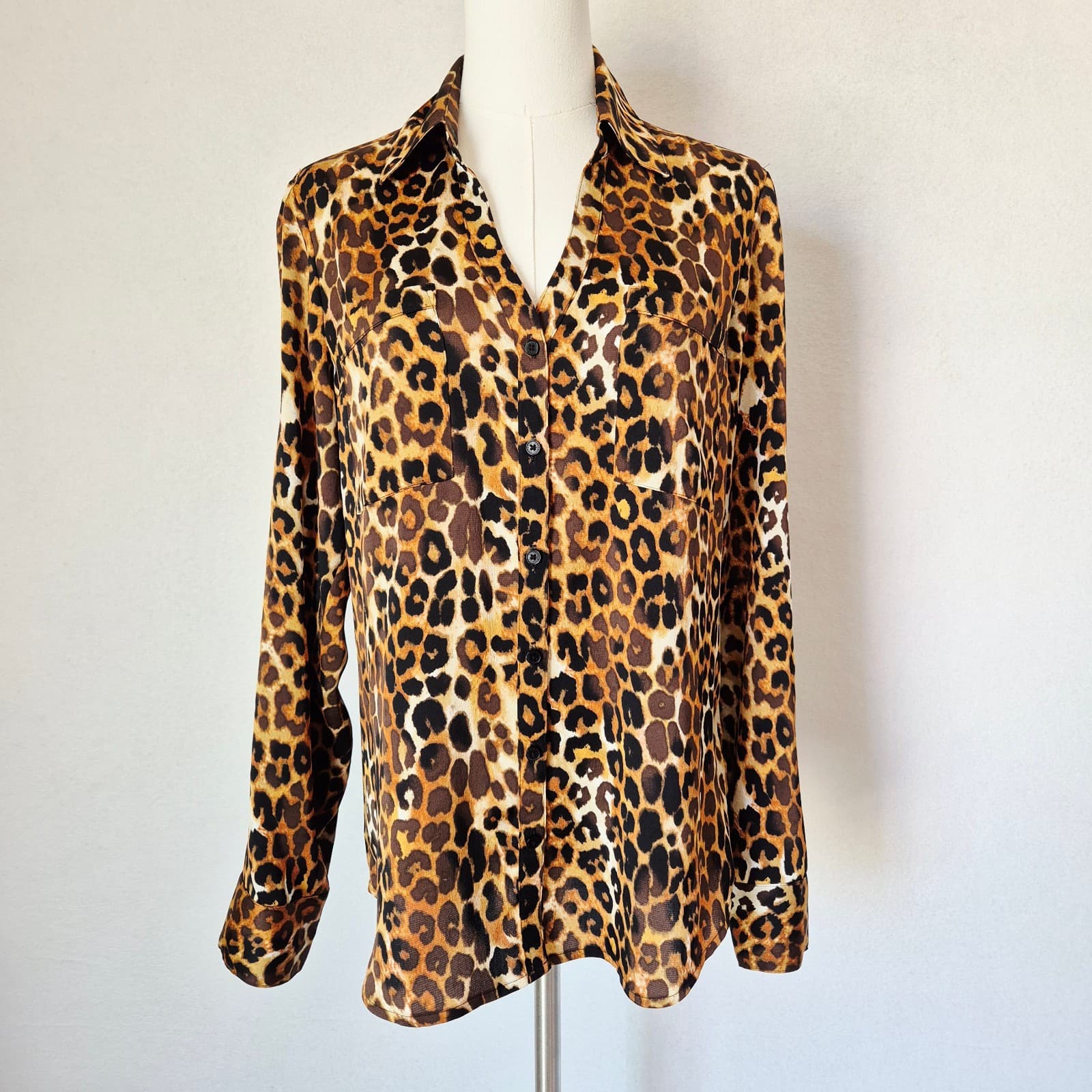 EXPRESS Portofino Leopard Chiffon Slim Fit Shirt Roll Tap Sleeve Brown Women's M