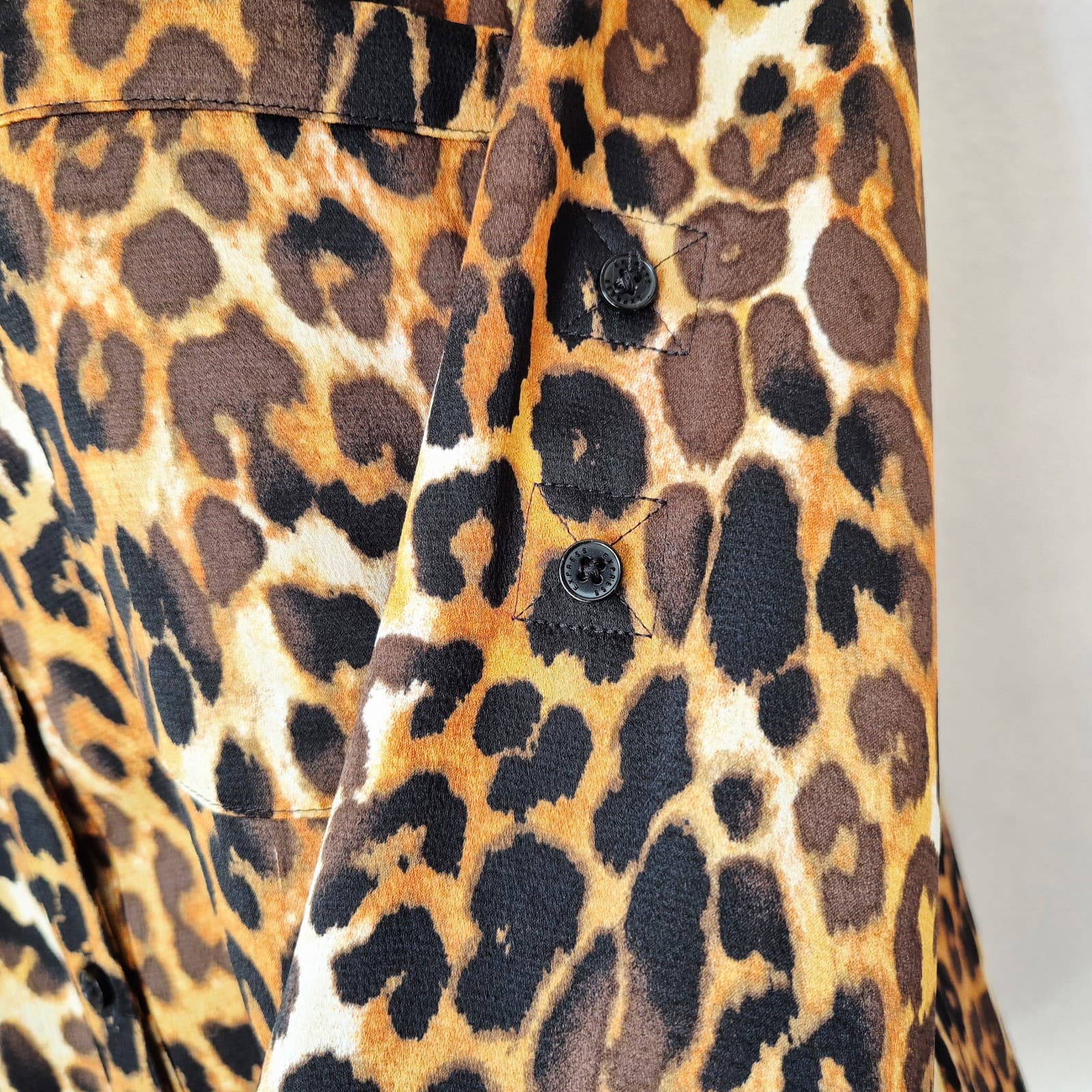 EXPRESS Portofino Leopard Chiffon Slim Fit Shirt Roll Tap Sleeve Brown Women's M - Thumbnail 6