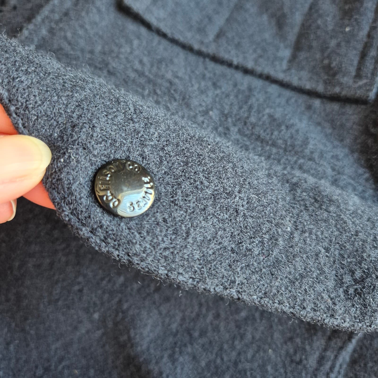 Filson Mackinaw Wool Cruiser Jacket Button Black Men's 42 Made in USA Style 110 - Thumbnail 12