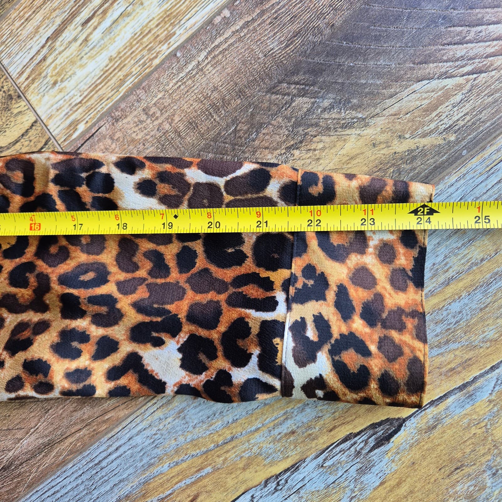 EXPRESS Portofino Leopard Chiffon Slim Fit Shirt Roll Tap Sleeve Brown Women's M - Thumbnail 11
