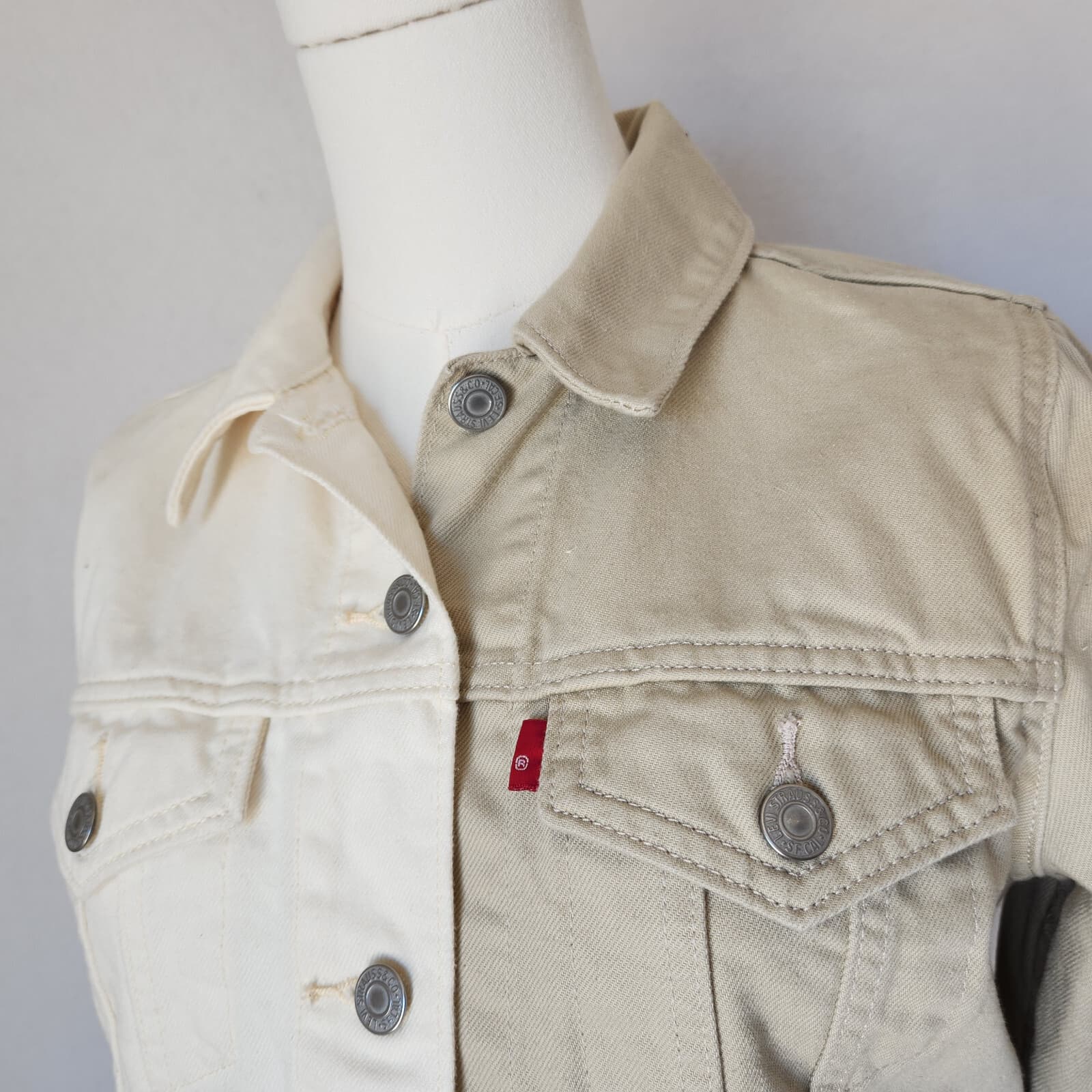 NWoT Levi's Original 2-Tone Tucker Denim Jacket Pocket Tan Stonewash Brown Sz.S - Thumbnail 5