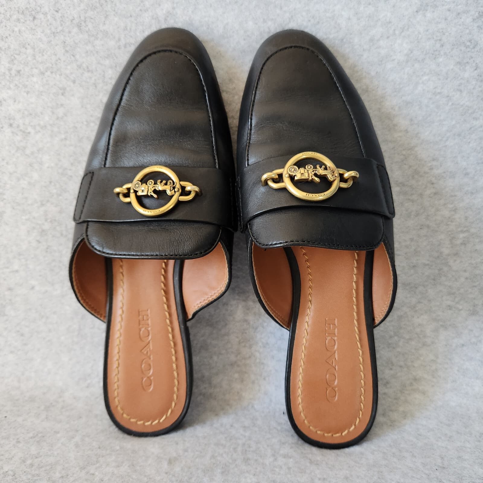 Coach Scotty Black Leather Slide-On Mule Flat Gold Carriage Chainlink Women US7B - Thumbnail 3