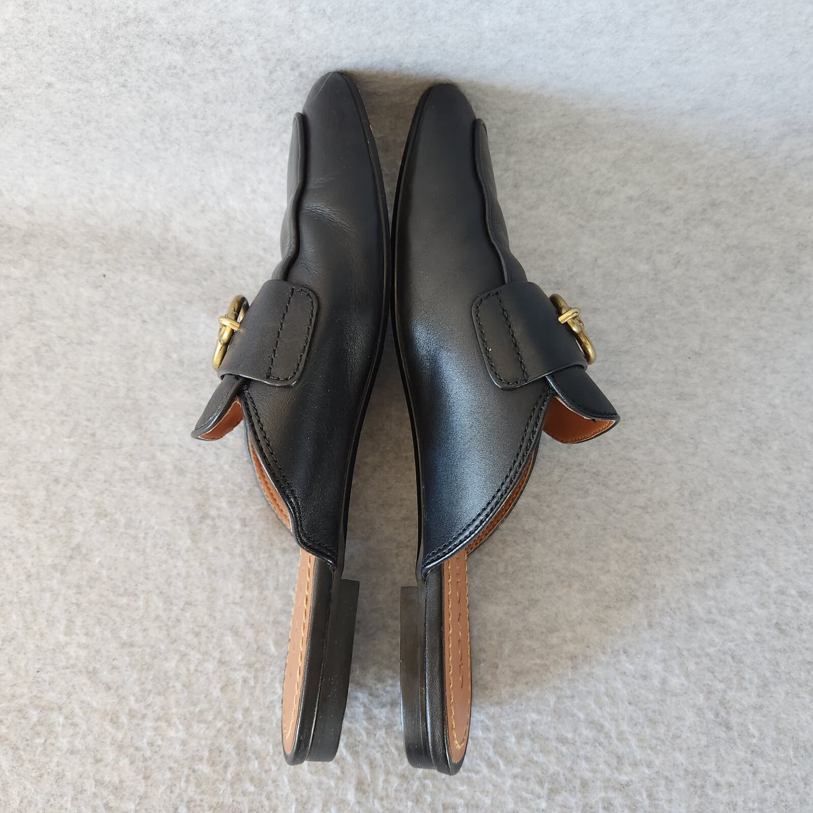 Coach Scotty Black Leather Slide-On Mule Flat Gold Carriage Chainlink Women US7B - Thumbnail 7