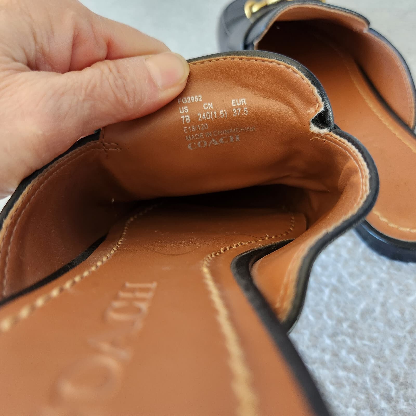 Coach Scotty Black Leather Slide-On Mule Flat Gold Carriage Chainlink Women US7B - Thumbnail 12