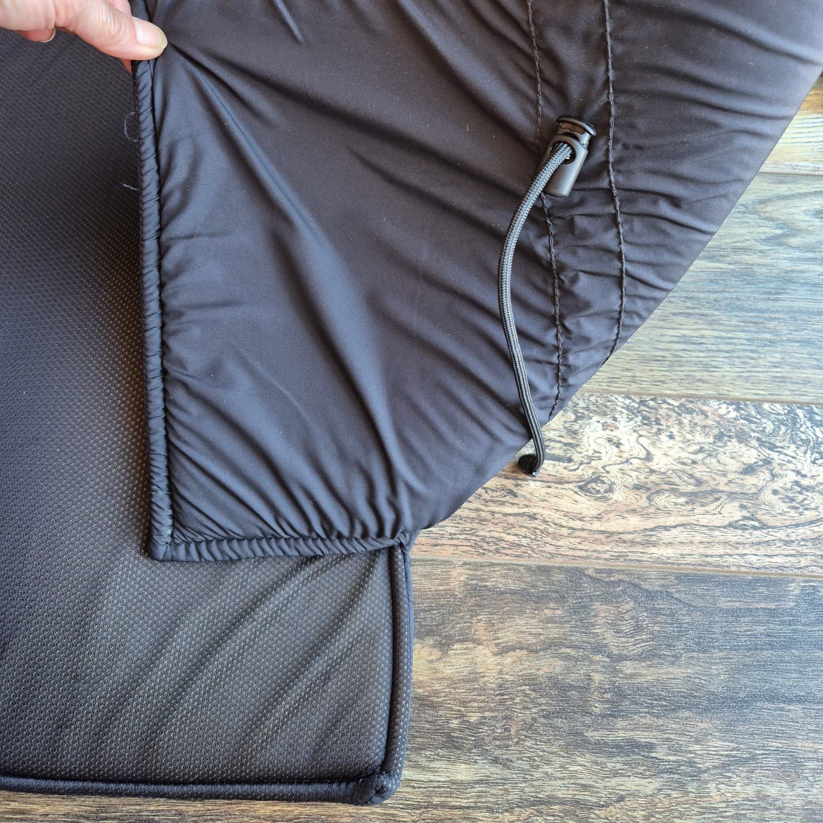 Aeris Ozone Made in USA Extreme Cold Insulated Windproof Jacket Liner Black XS - Thumbnail 10
