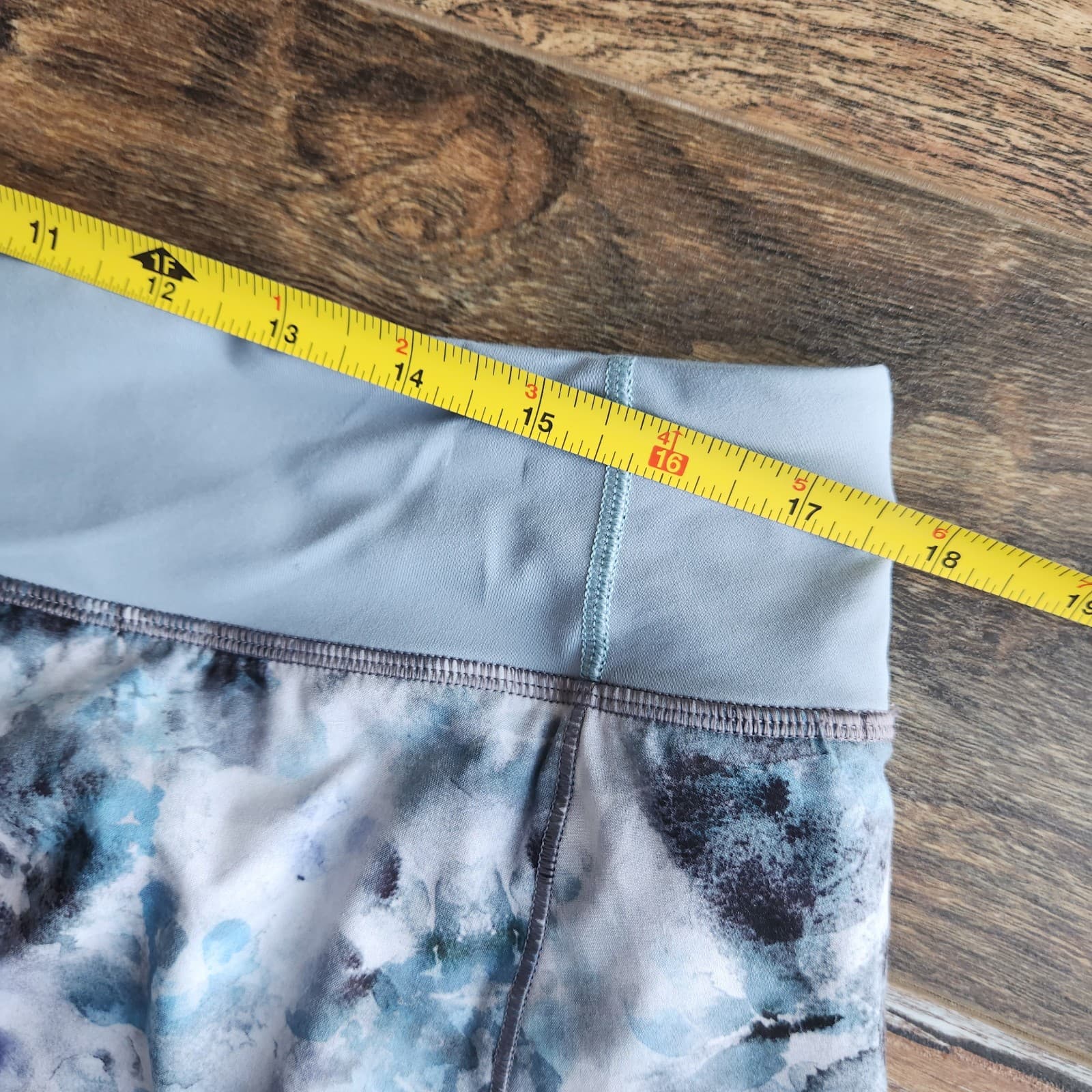 Lululemon Speed Up Mid-Rise Short 3" Kaleidofloral Multi Blue Cast Women's 10 - Thumbnail 11