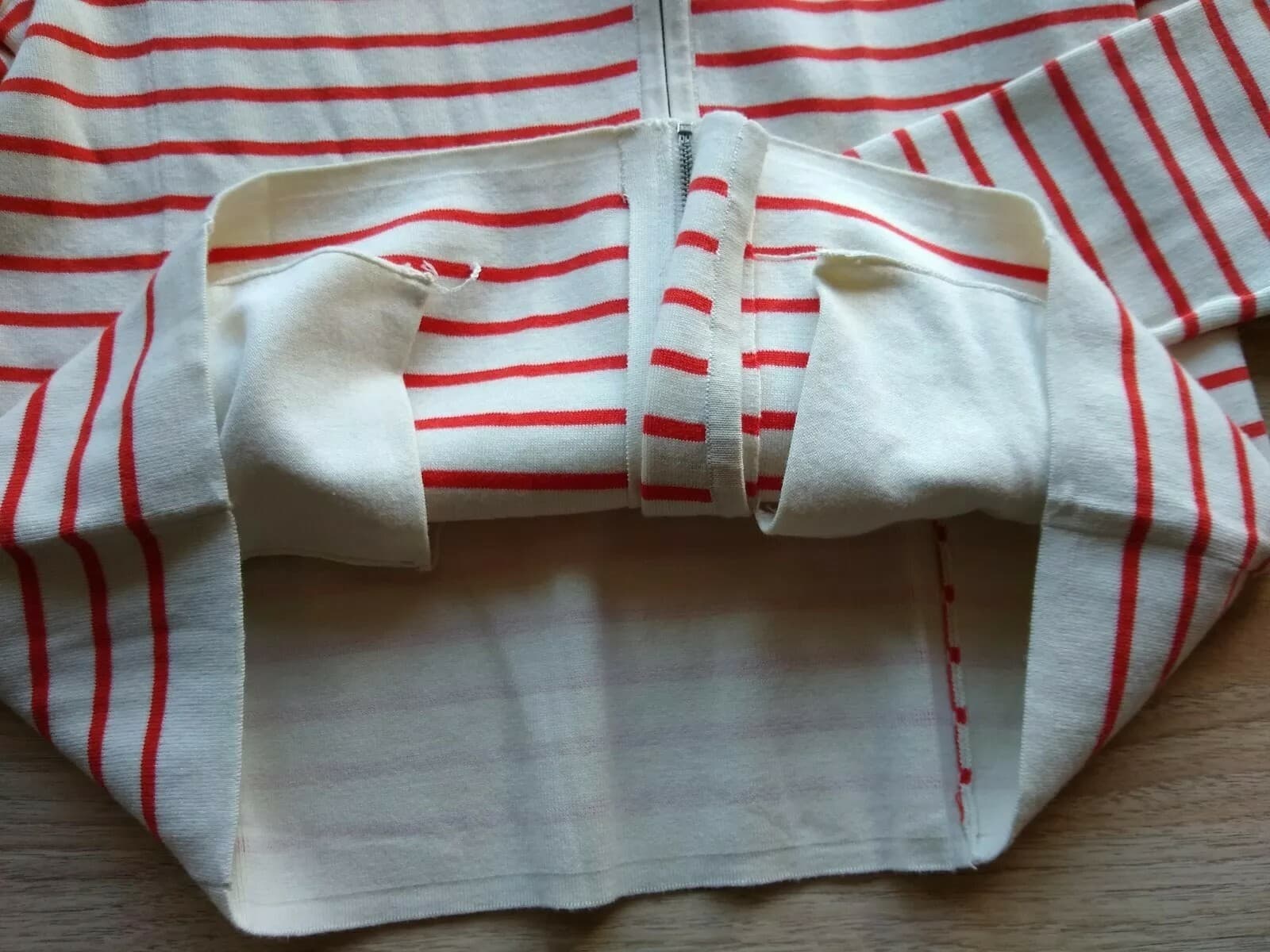 TABOTS NWT Cotton Blend Sweater Zip Orange White Stripped Sz.Xp $149 - Thumbnail 7
