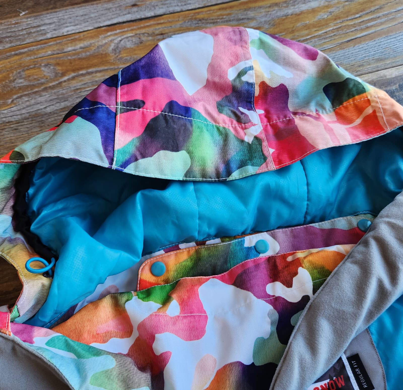 NWoT Gsou Snow Vibrant Camouflage Ski Snowboard Hooded Insulated Jacket Women XS - Thumbnail 16