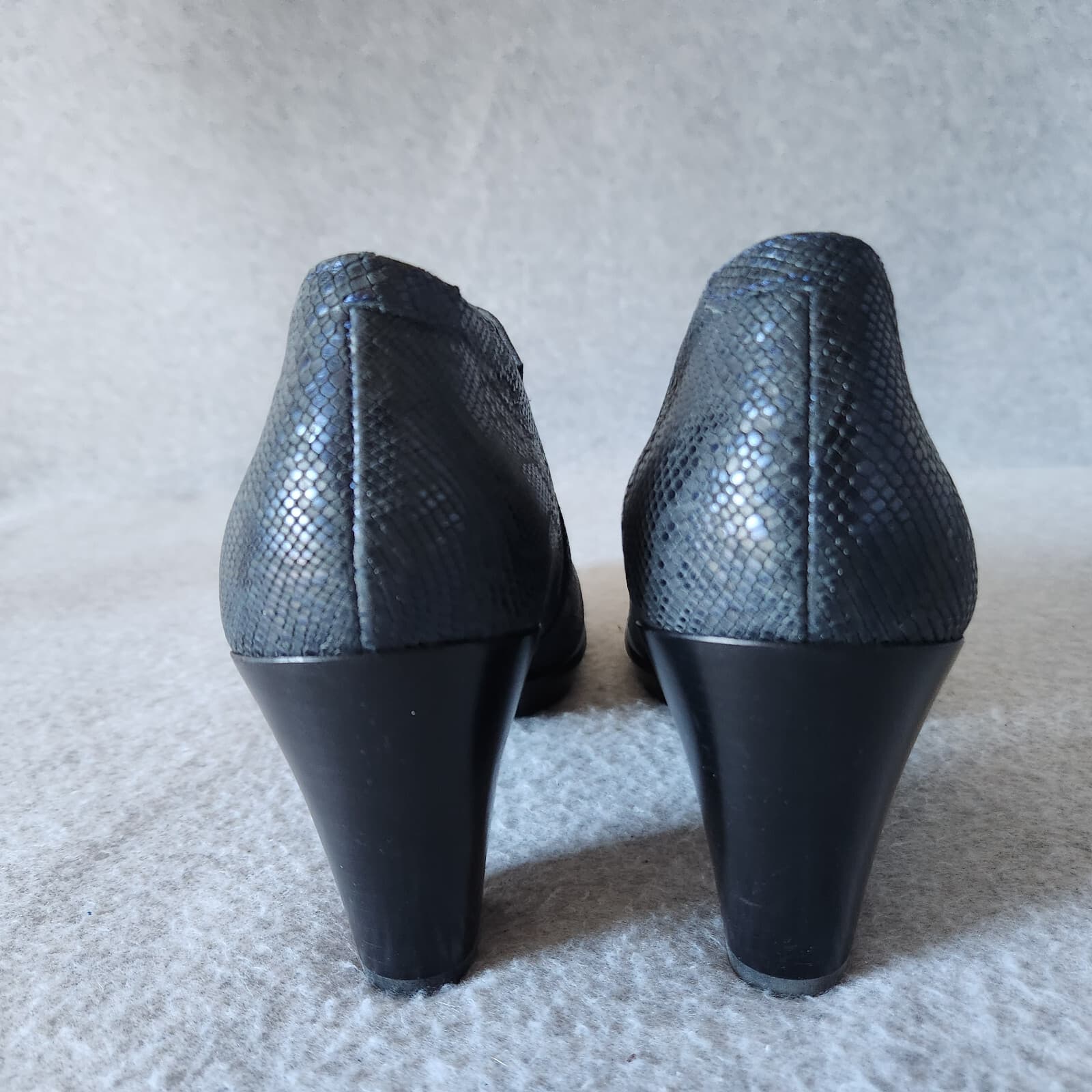 EUC ecco Leather Snakeskin Shootie Ankle Boots Platform Heel Slide On Blue EU42 - Thumbnail 6