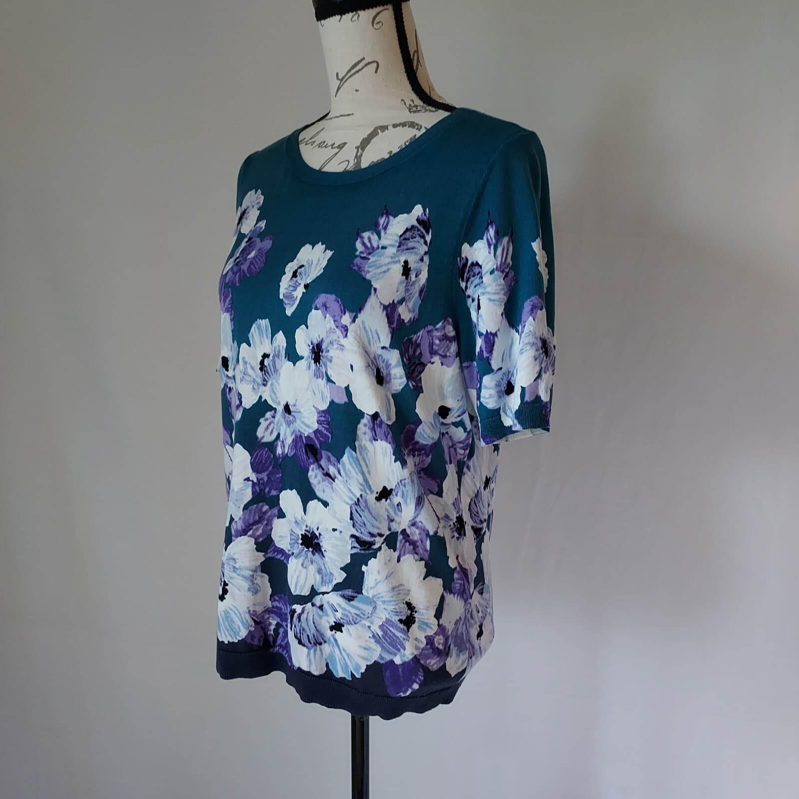 Talbots Knit Top Short Sleeve Crew Neck Floral Green Cotton Rayon Blend Women LP - Thumbnail 3