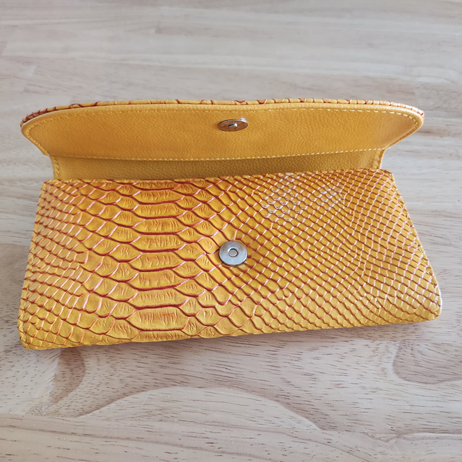 MULBERRY Snake Embossed Leather Continental Wallet Card Slots Magnet Snap Orange - Thumbnail 7