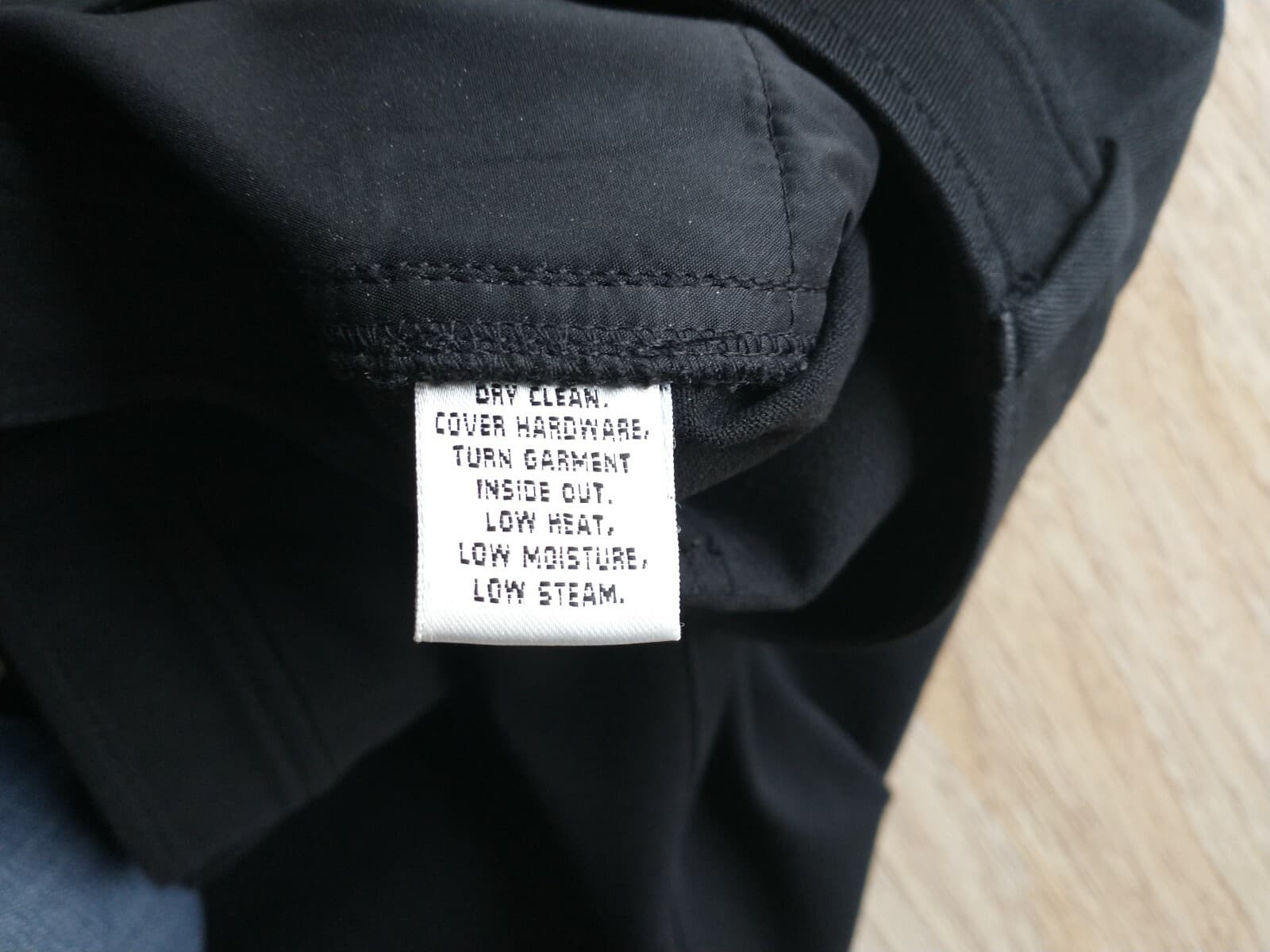 ST.JOHN Pants Straight Leg Stretch Zip Pocket Black Women Sz.8 Made in USA - Thumbnail 7