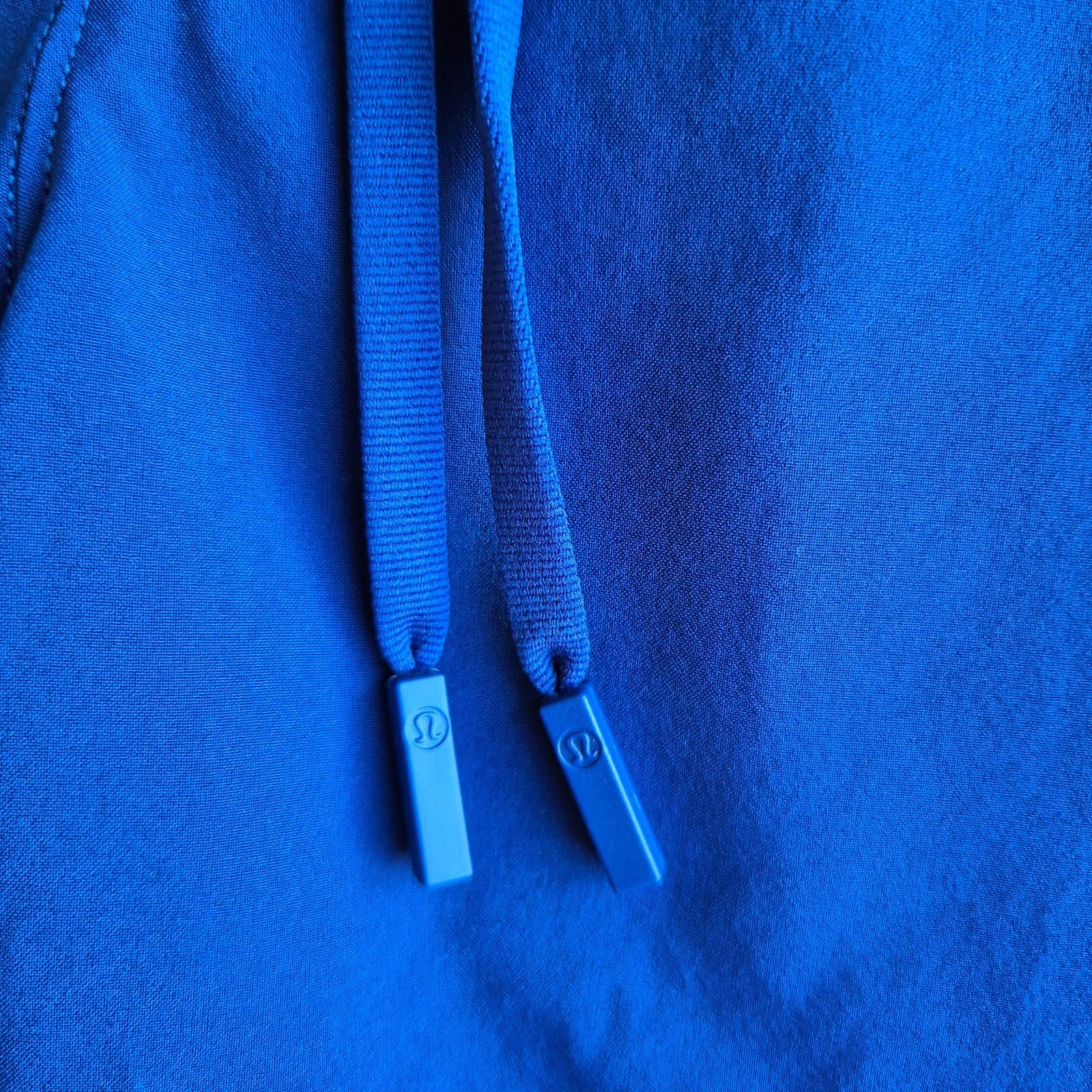 Lululemon T.H.E. Short 10" Linerless Zip-Pocket Drawstring Navy Blue Men's M - Thumbnail 3