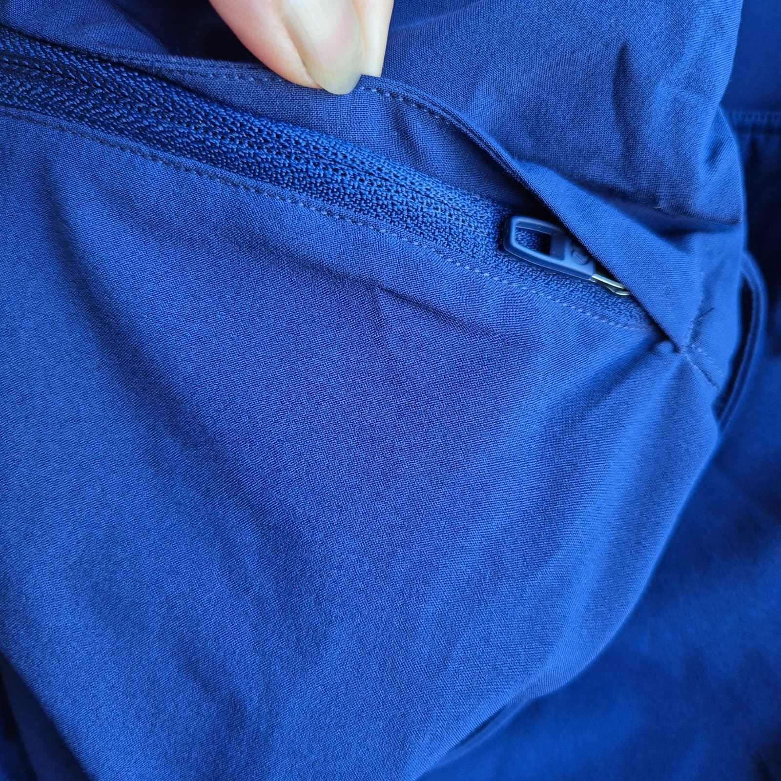 Lululemon T.H.E. Short 10" Linerless Zip-Pocket Drawstring Navy Blue Men's M - Thumbnail 7