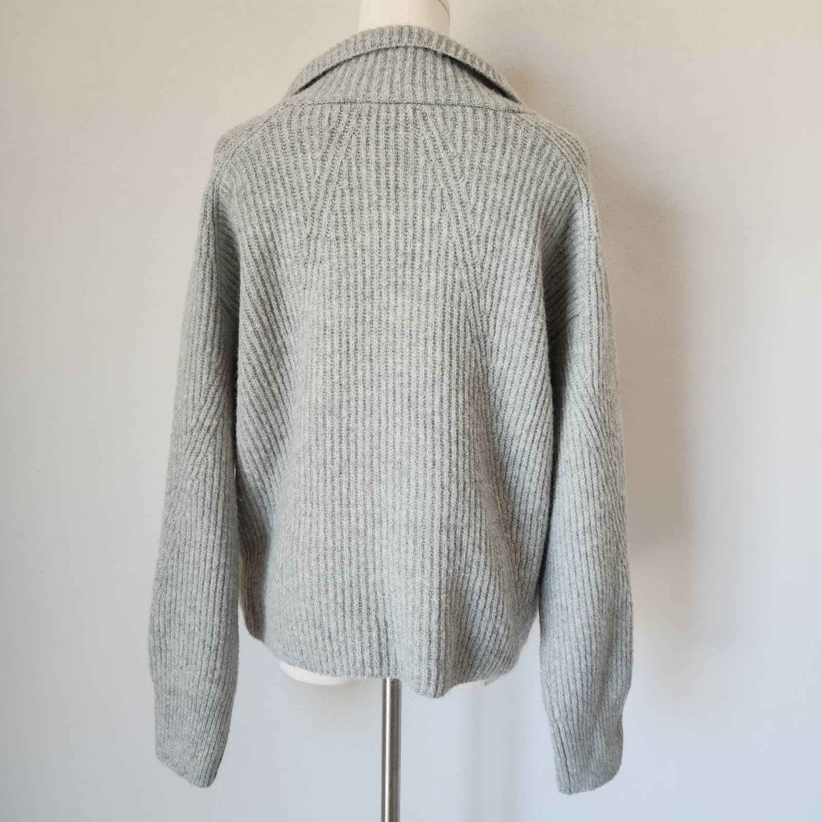 NWT Lulus Two-Tone Ribbed Knit Wool Blend Half-Zip Mock Sweater Grey Ivory Sz.M - Thumbnail 6