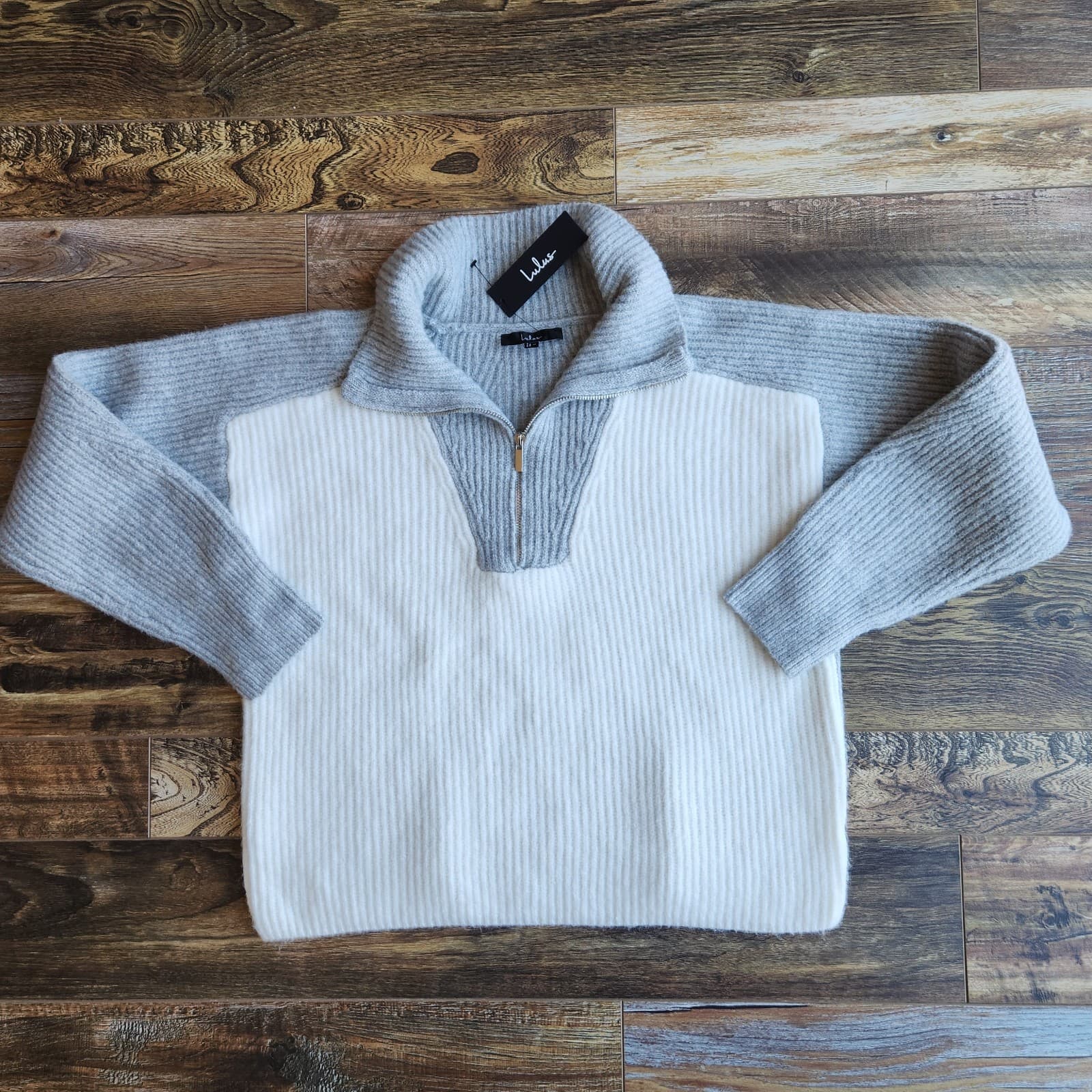 NWT Lulus Two-Tone Ribbed Knit Wool Blend Half-Zip Mock Sweater Grey Ivory Sz.M - Thumbnail 3