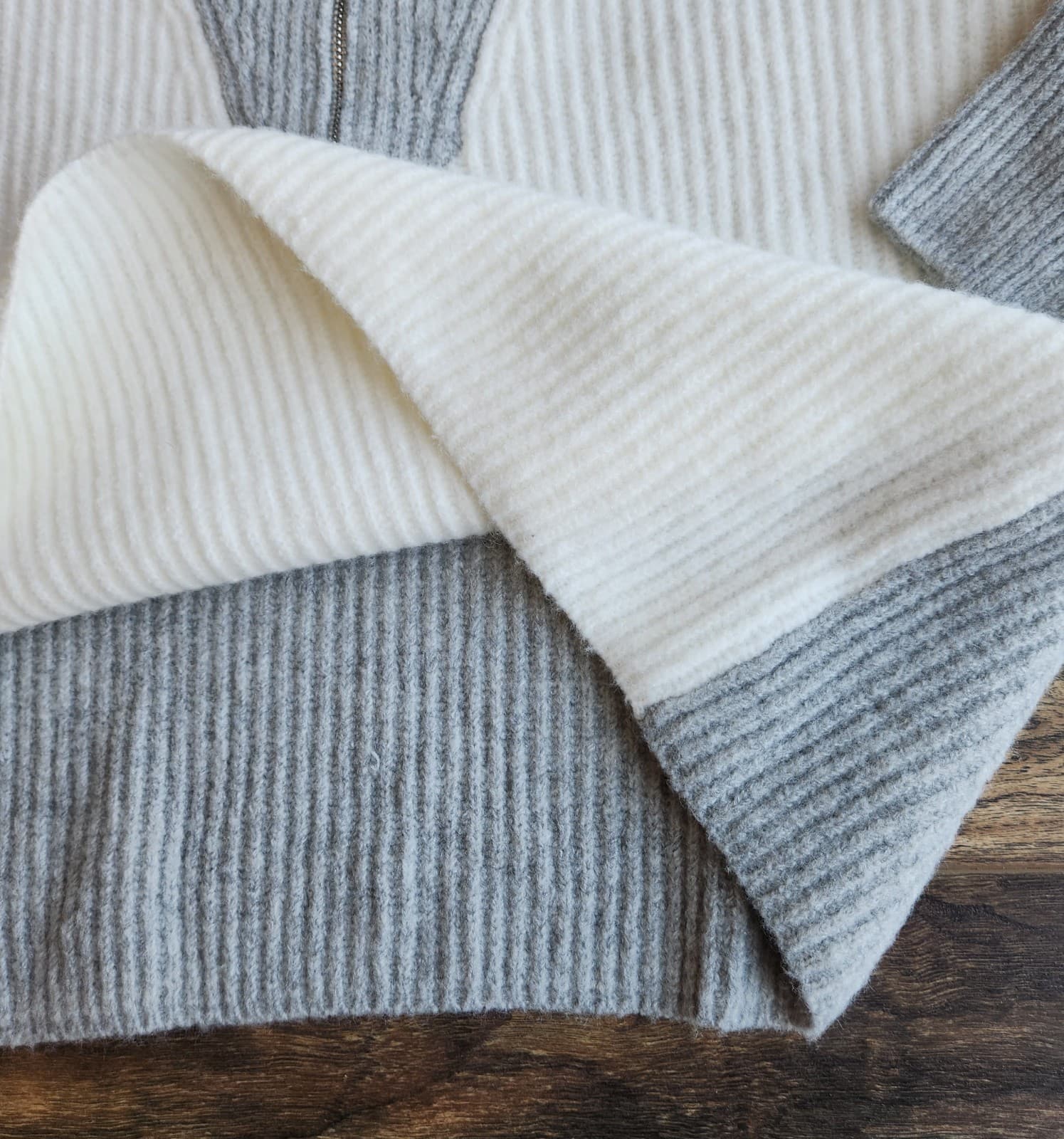 NWT Lulus Two-Tone Ribbed Knit Wool Blend Half-Zip Mock Sweater Grey Ivory Sz.M - Thumbnail 8