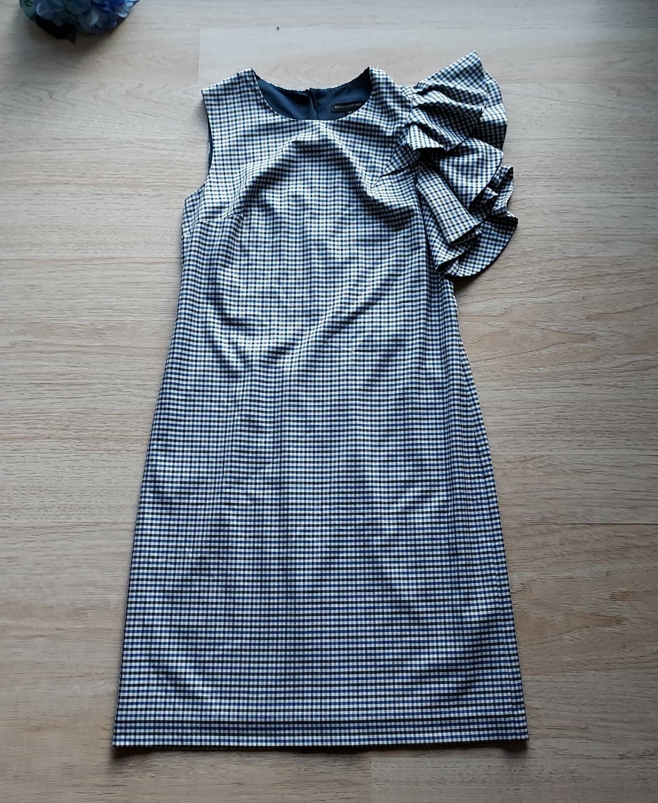 Banana Republic Gingham Shift Dress One-Ruffle Shoulder Zip Blue-Tan Women Sz.10 - Thumbnail 6