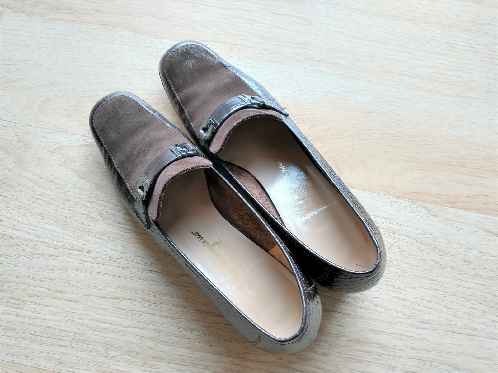 Salvatore Ferragamo Suede Crocodile Leather Loafer Brown US8.5 Made in Italy - Thumbnail 3
