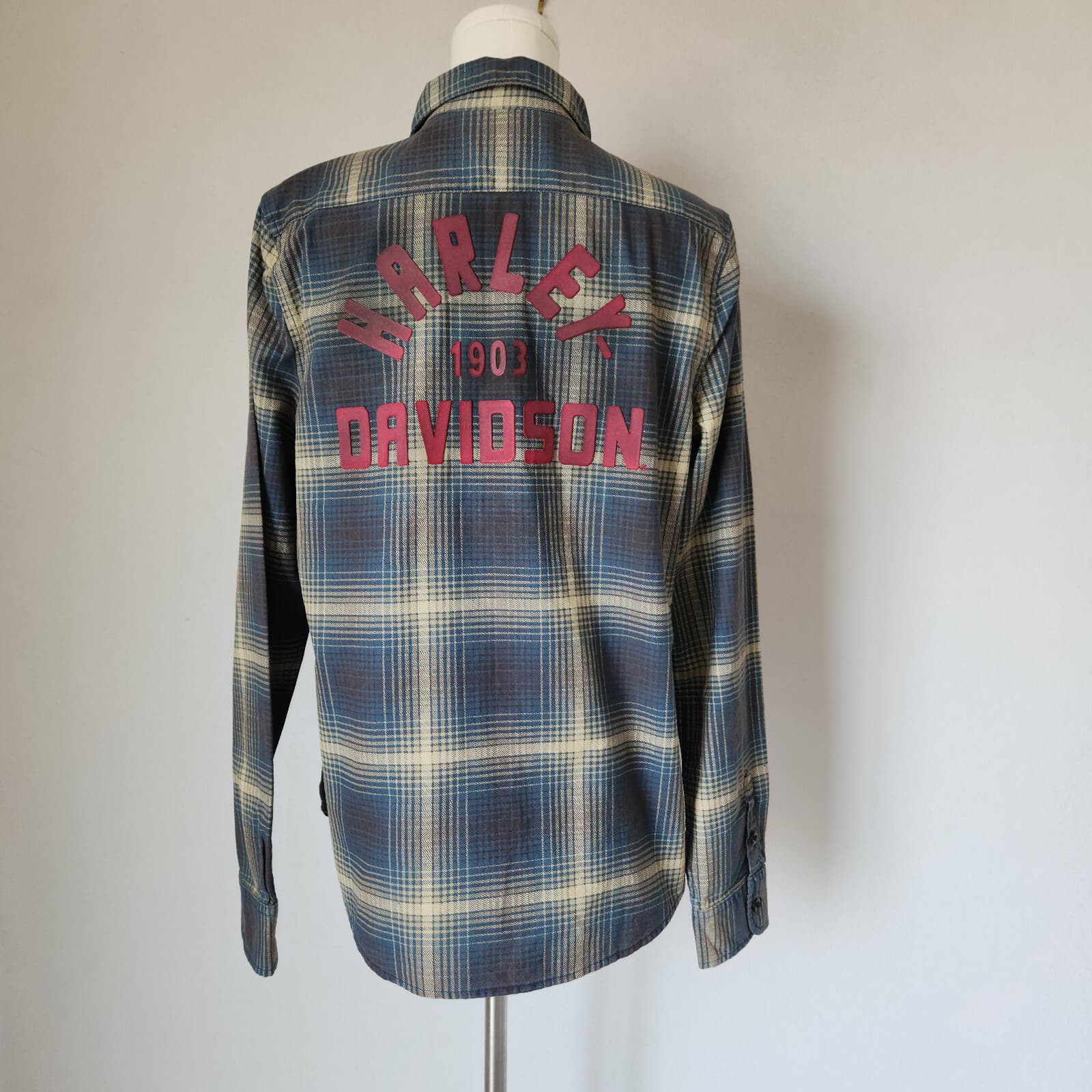 NWoT Harley-Davidson Logo Graphic Long Sleeve Button-Up Shirt Blue Plaid Women L