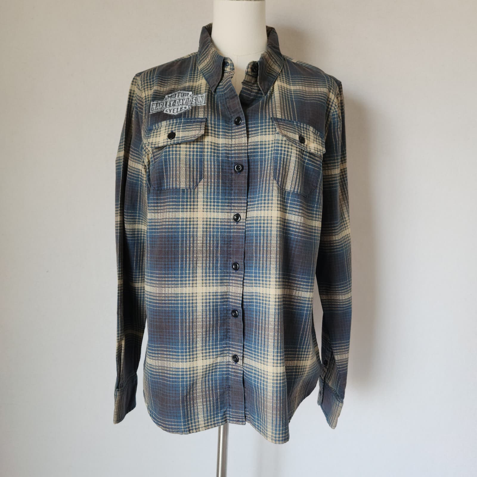 NWoT Harley-Davidson Logo Graphic Long Sleeve Button-Up Shirt Blue Plaid Women L - Thumbnail 2
