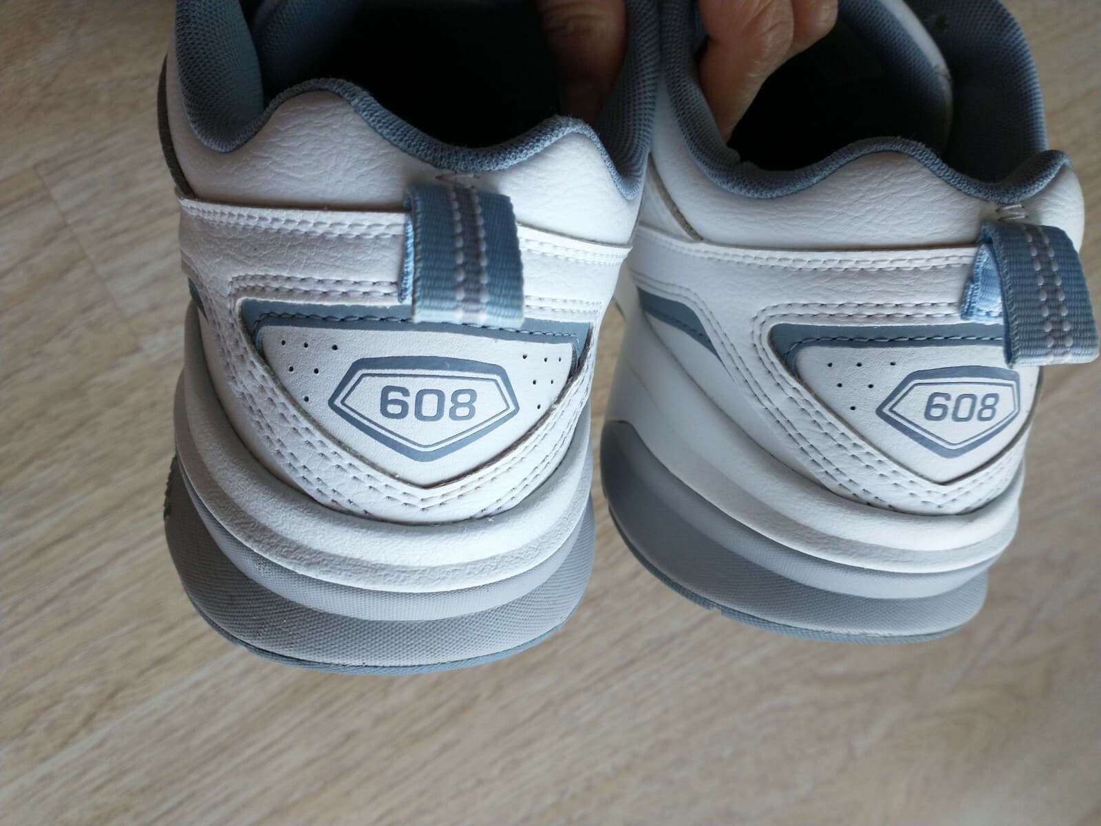 New Balance 608 Women Lace Cross Trainer Sneakers Lace White US11 EUR43 - Thumbnail 6