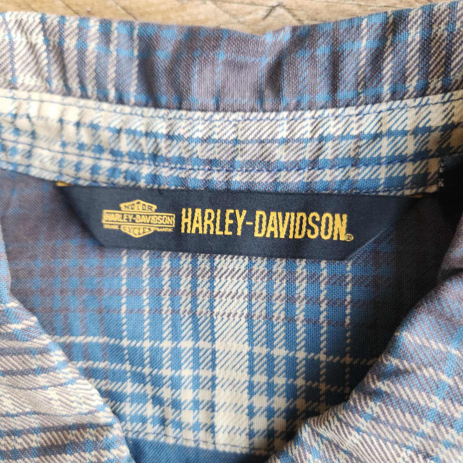 NWoT Harley-Davidson Logo Graphic Long Sleeve Button-Up Shirt Blue Plaid Women L - Thumbnail 8