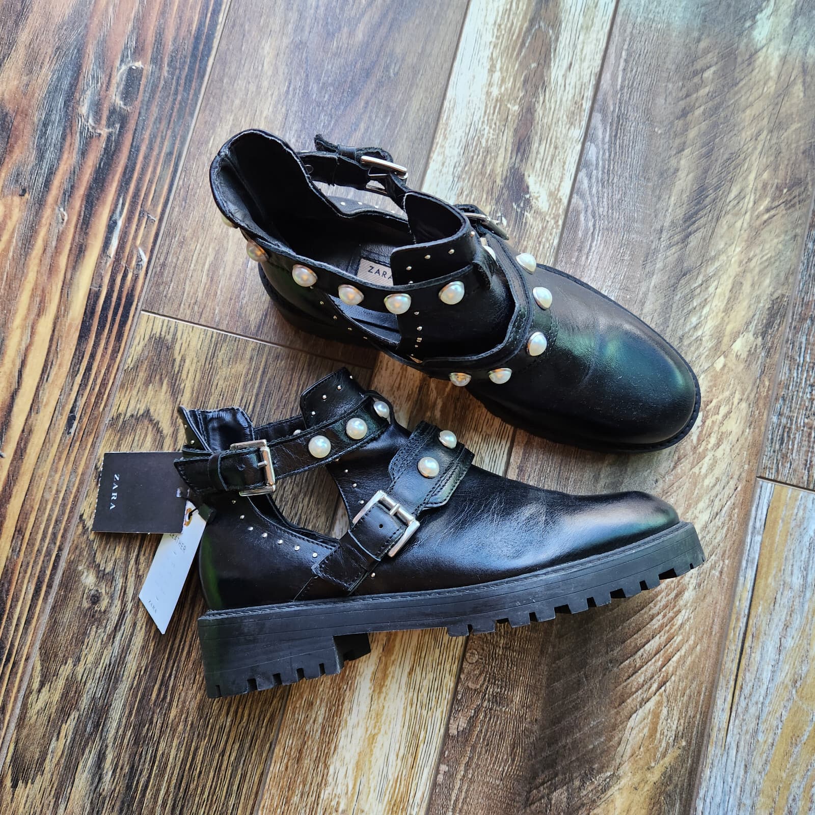 NWoB ZARA $129 Black Leather Studded Pearl Biker Cutout Ankle Moto Boots Women 6 - Thumbnail 6