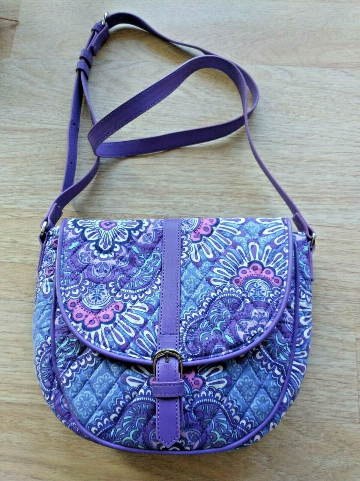 Vera Bradley Slim Saddle Crossbody Purse Bag Purple Lilac Tapestry Floral EUC