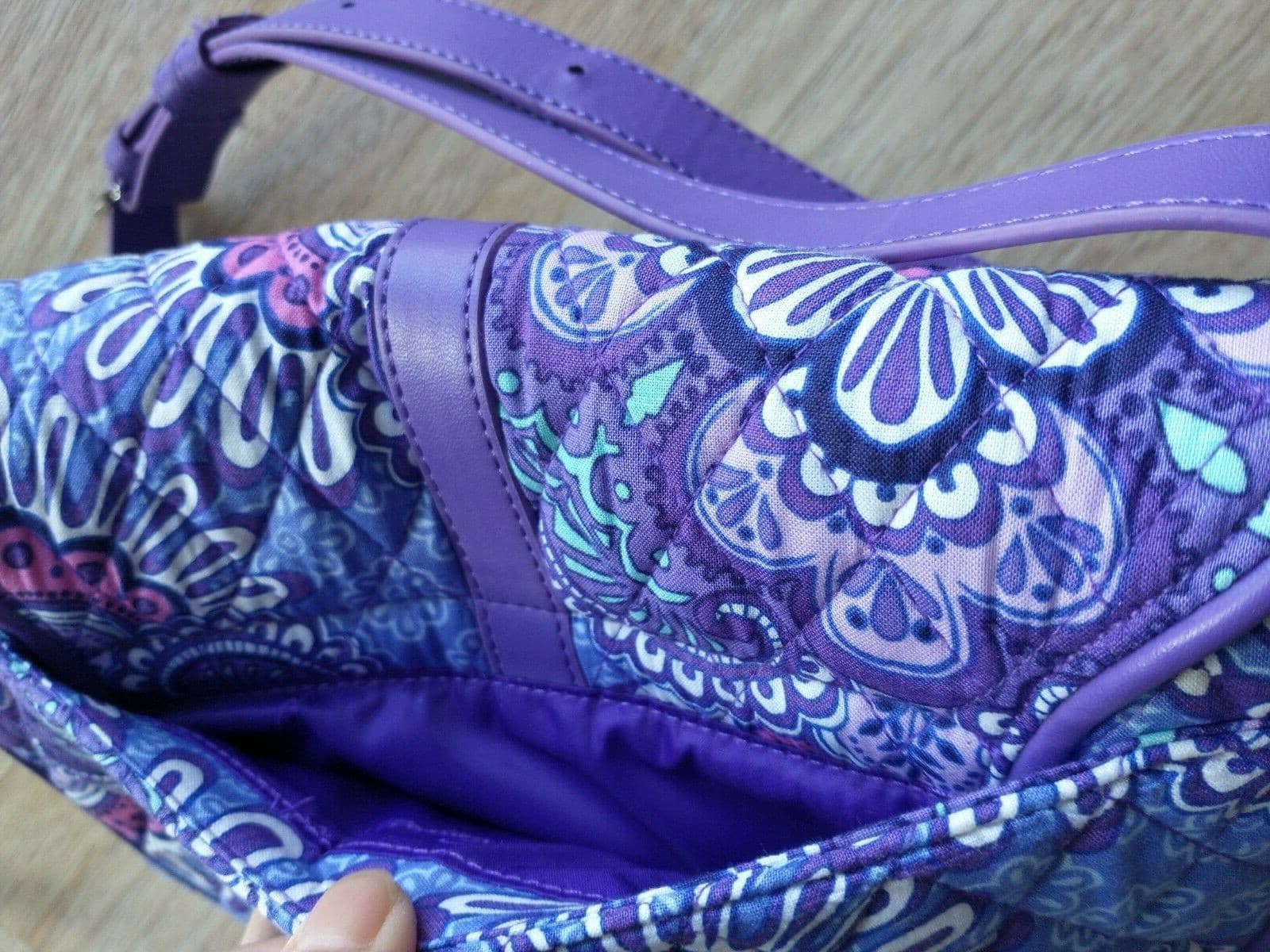 Vera Bradley Slim Saddle Crossbody Purse Bag Purple Lilac Tapestry Floral EUC - Thumbnail 8