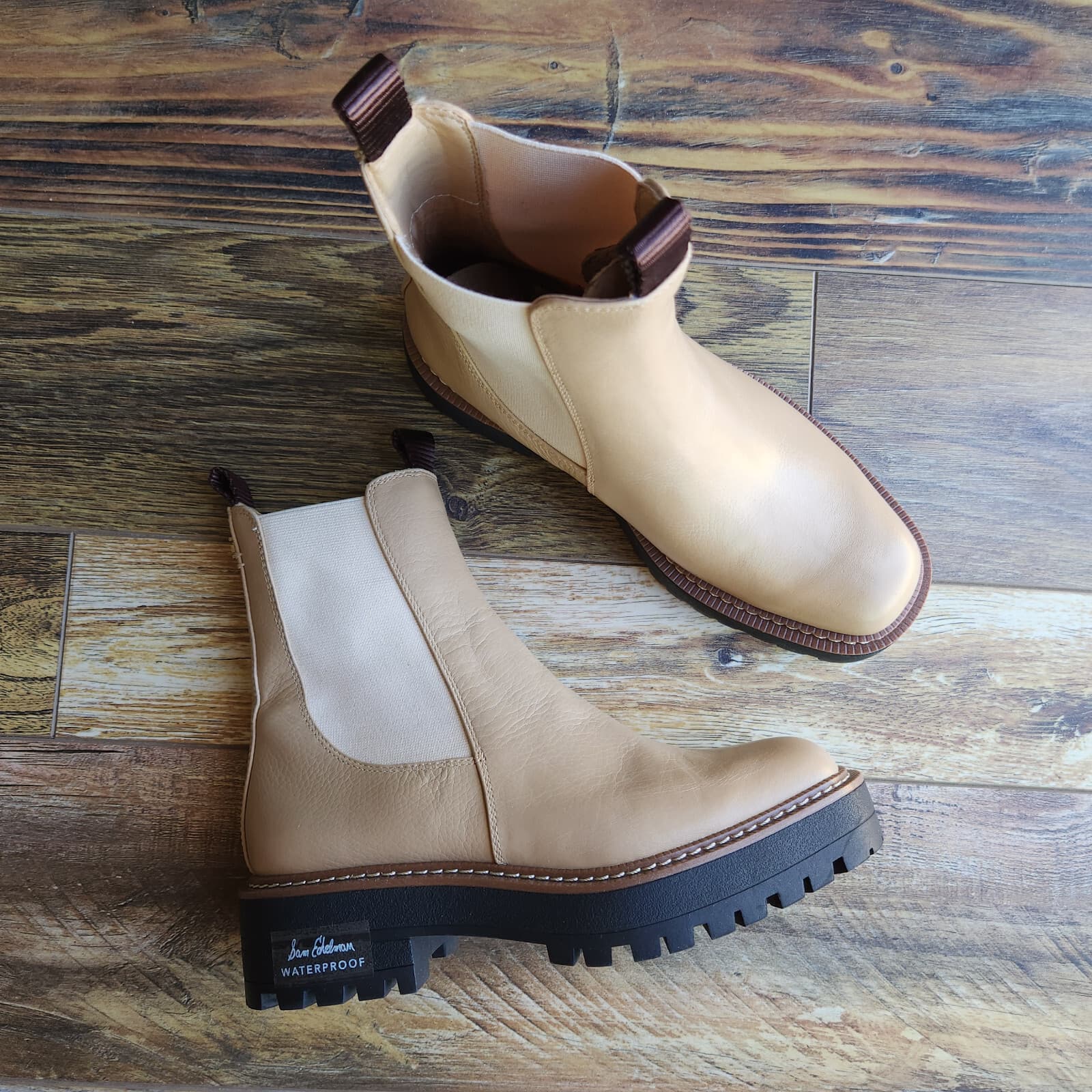 NIB Sam Edelman Laguna Sesame Leather Chelsea Boots Waterproof Lug Sole US 5.5M - Thumbnail 5