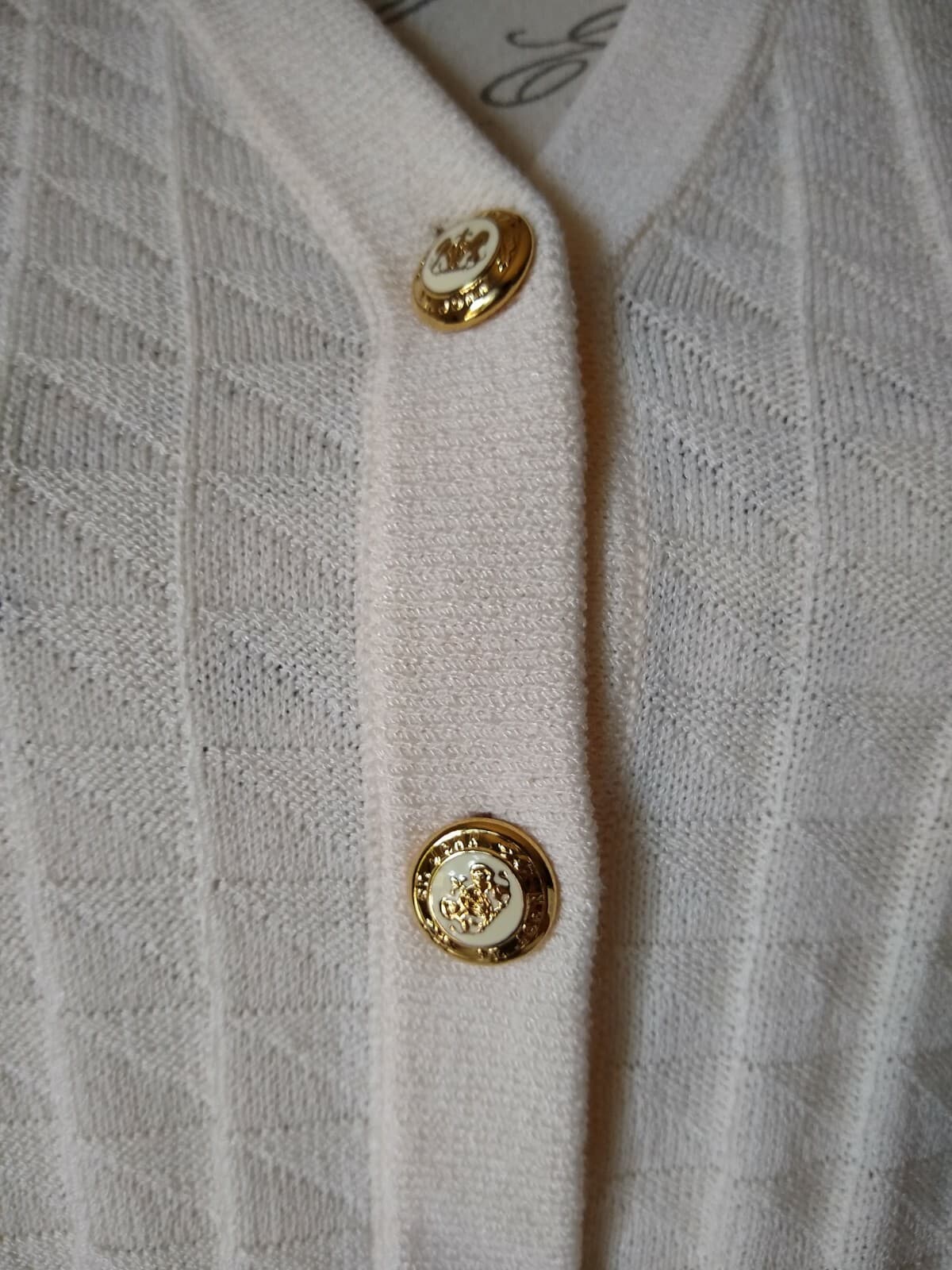 ST.JOHN Basic Pattern Knit Top Short Sleeves Sweater Gold-Button V-neck Cream S - Thumbnail 3