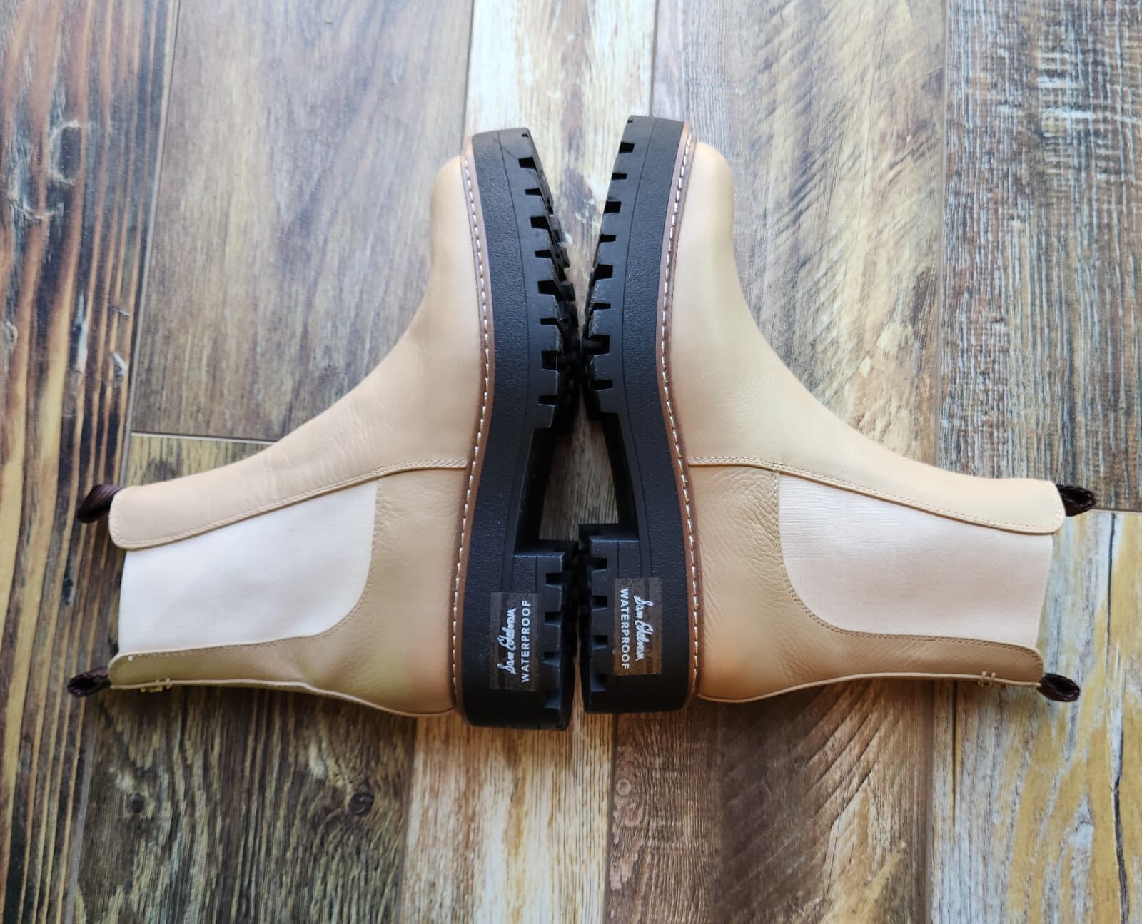 NIB Sam Edelman Laguna Sesame Leather Chelsea Boots Waterproof Lug Sole US 5.5M - Thumbnail 7