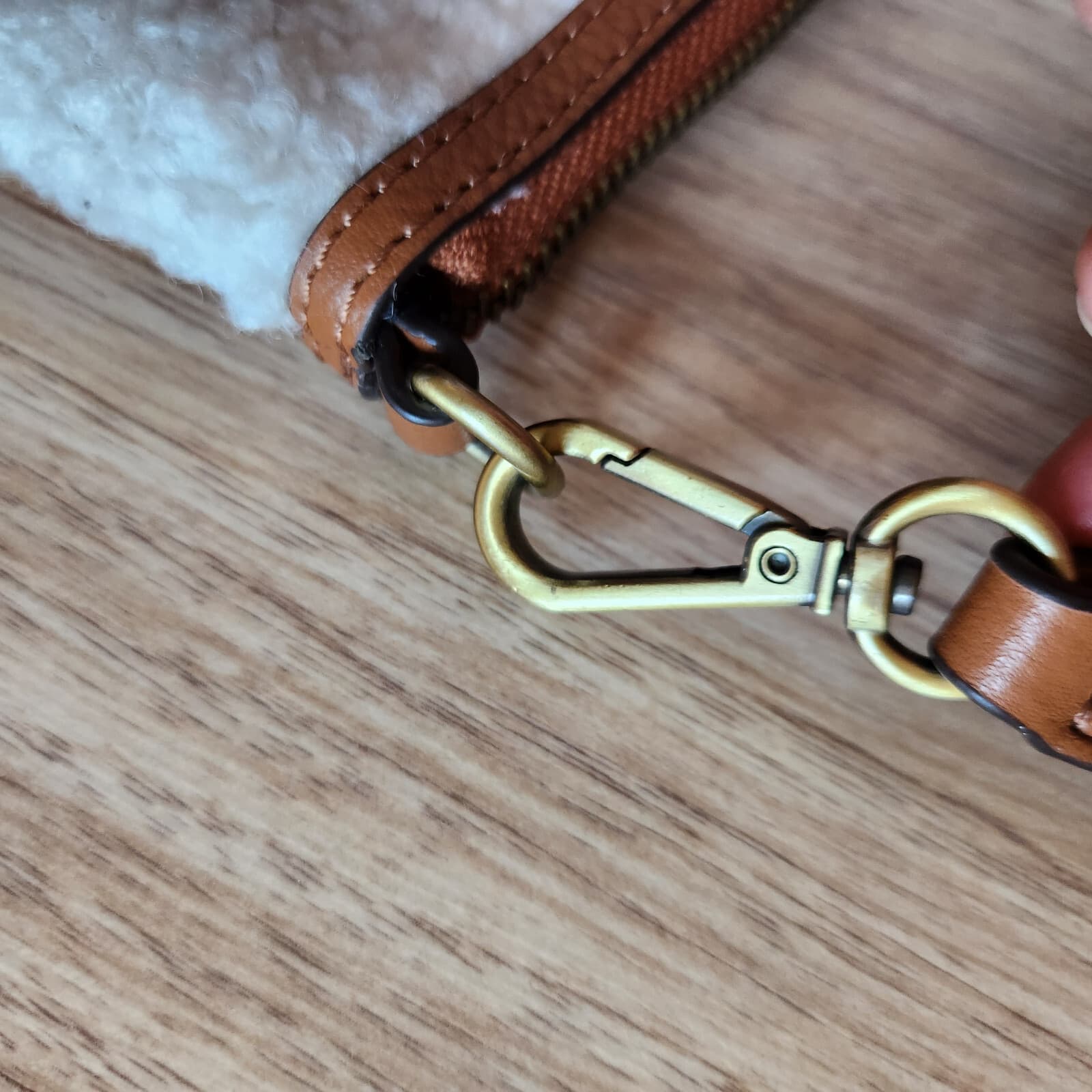 J.Jill Winter’s Day Sherpa Fleece Leather Crossbody Handbag Wristlet Cream Brown - Thumbnail 5