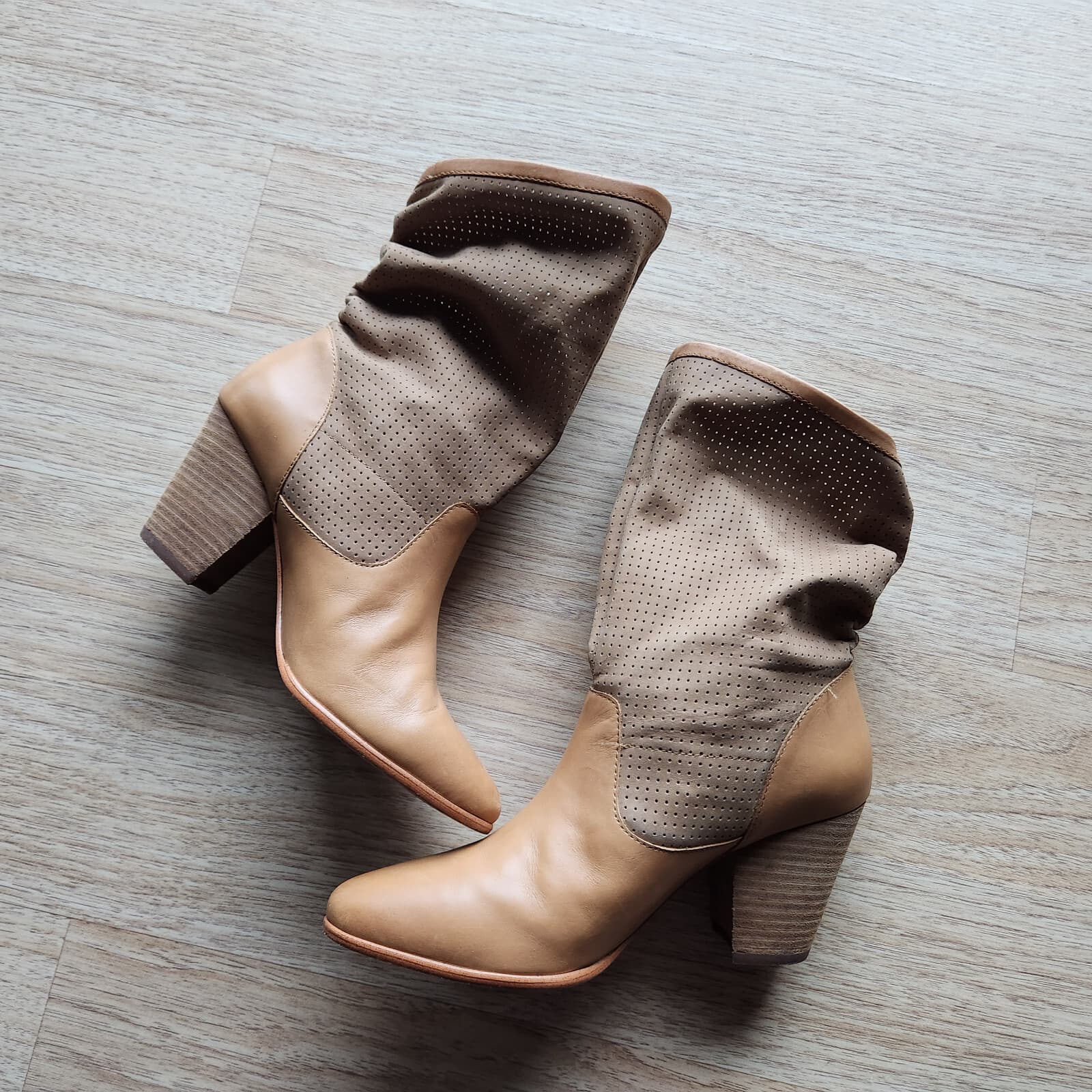 Rebecca Minkoff Brynn Perforated Leather Calfskin Slouchy Western Boot Tan US7M - Thumbnail 9
