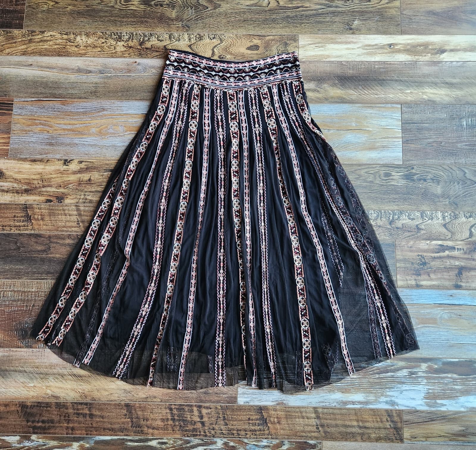 NWoT Soft Surroundings Embroidered Sheer-Mesh Maxi Skirt Pull-On Smock Waist M - Thumbnail 2